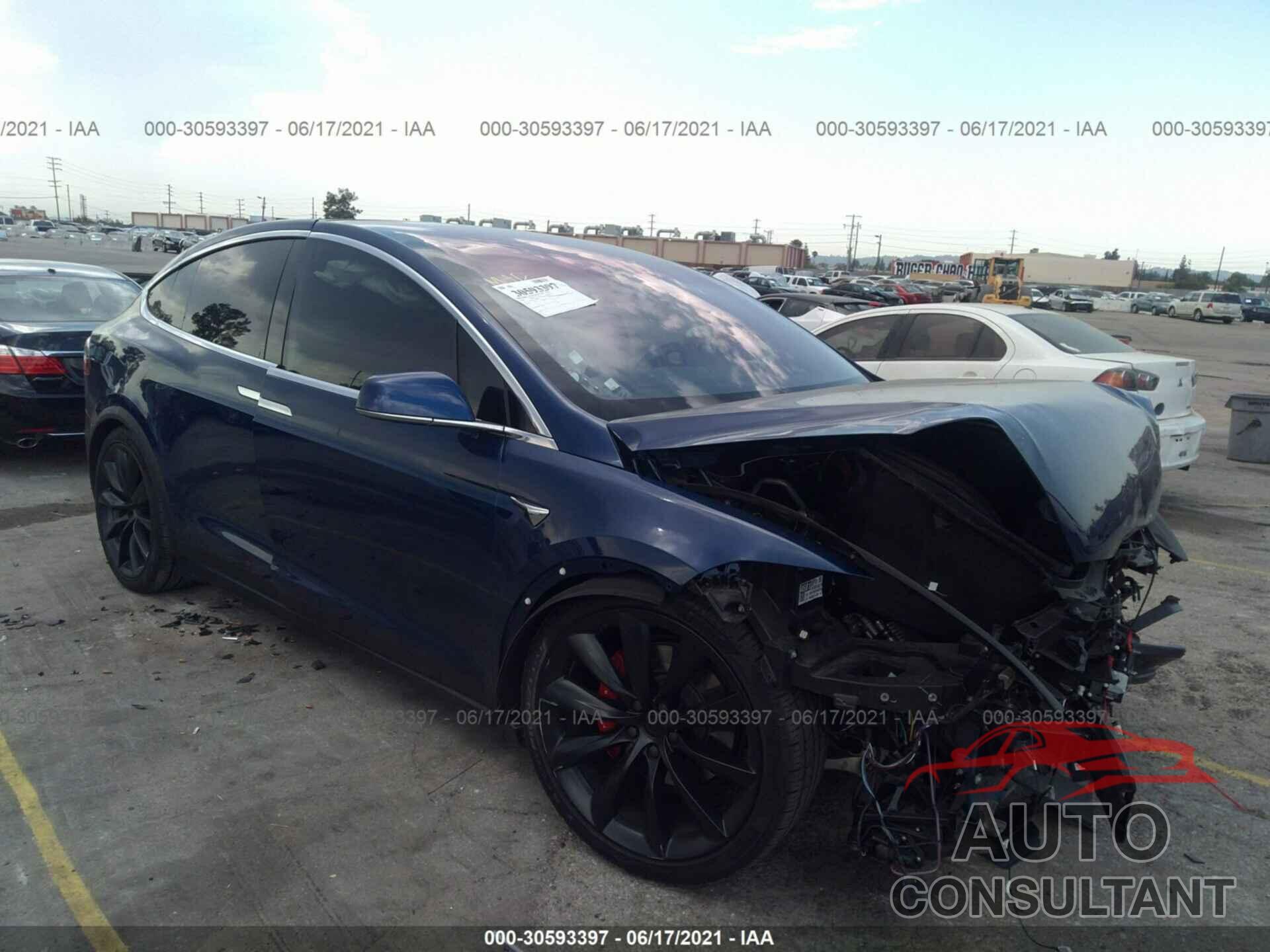 TESLA MODEL X 2020 - 5YJXCBE47LF281619