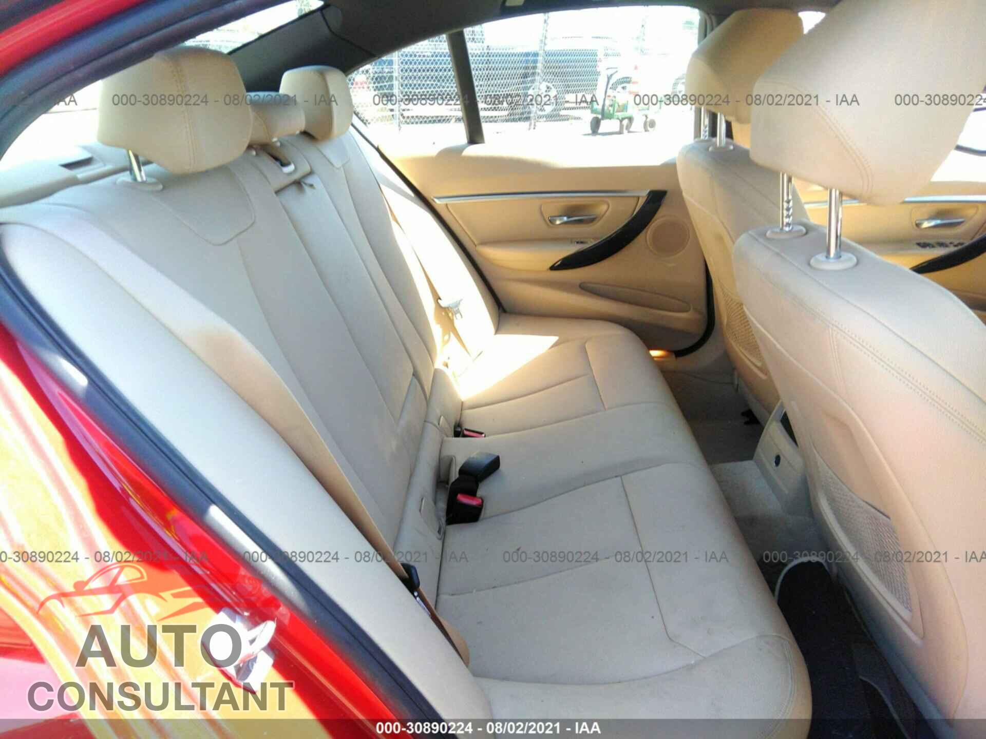 BMW 3 SERIES 2016 - WBA8E9G59GNU27763