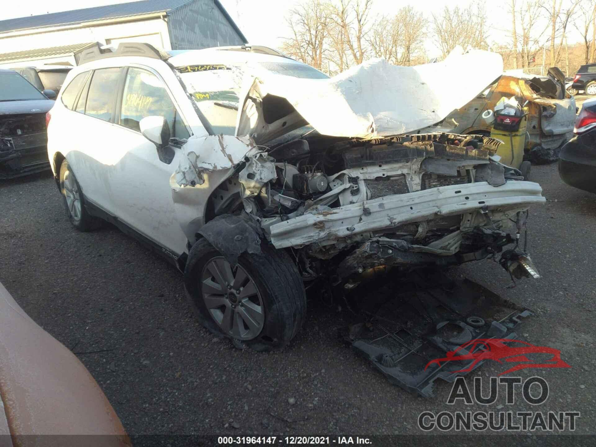 SUBARU OUTBACK 2018 - 4S4BSAFC3J3236065