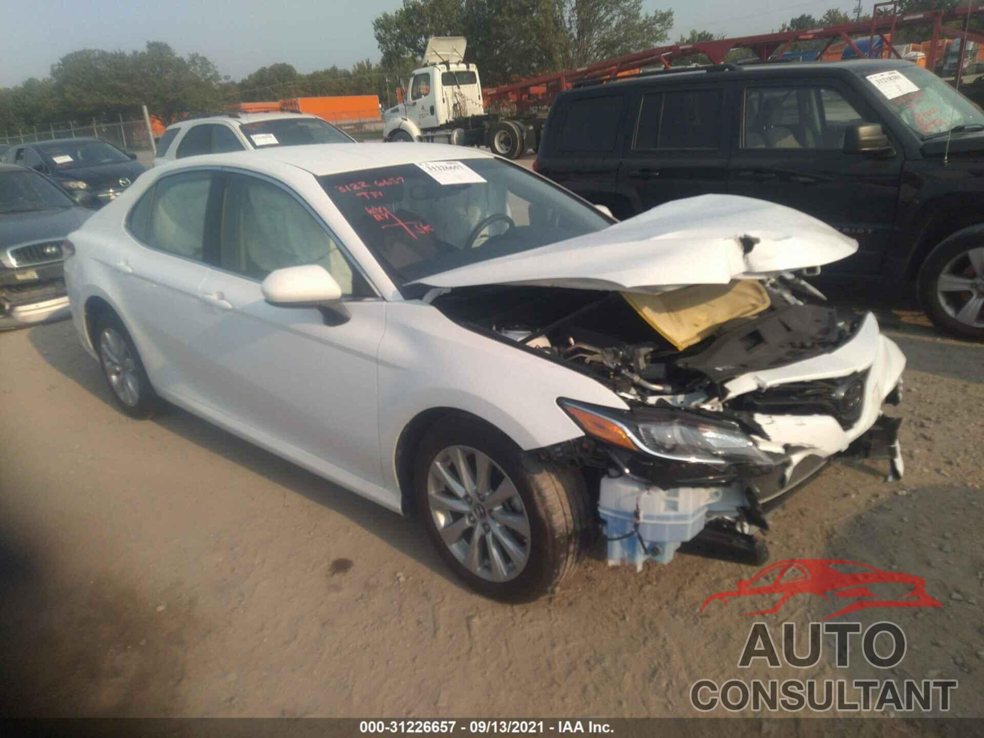TOYOTA CAMRY 2018 - JTNB11HK5J3014909