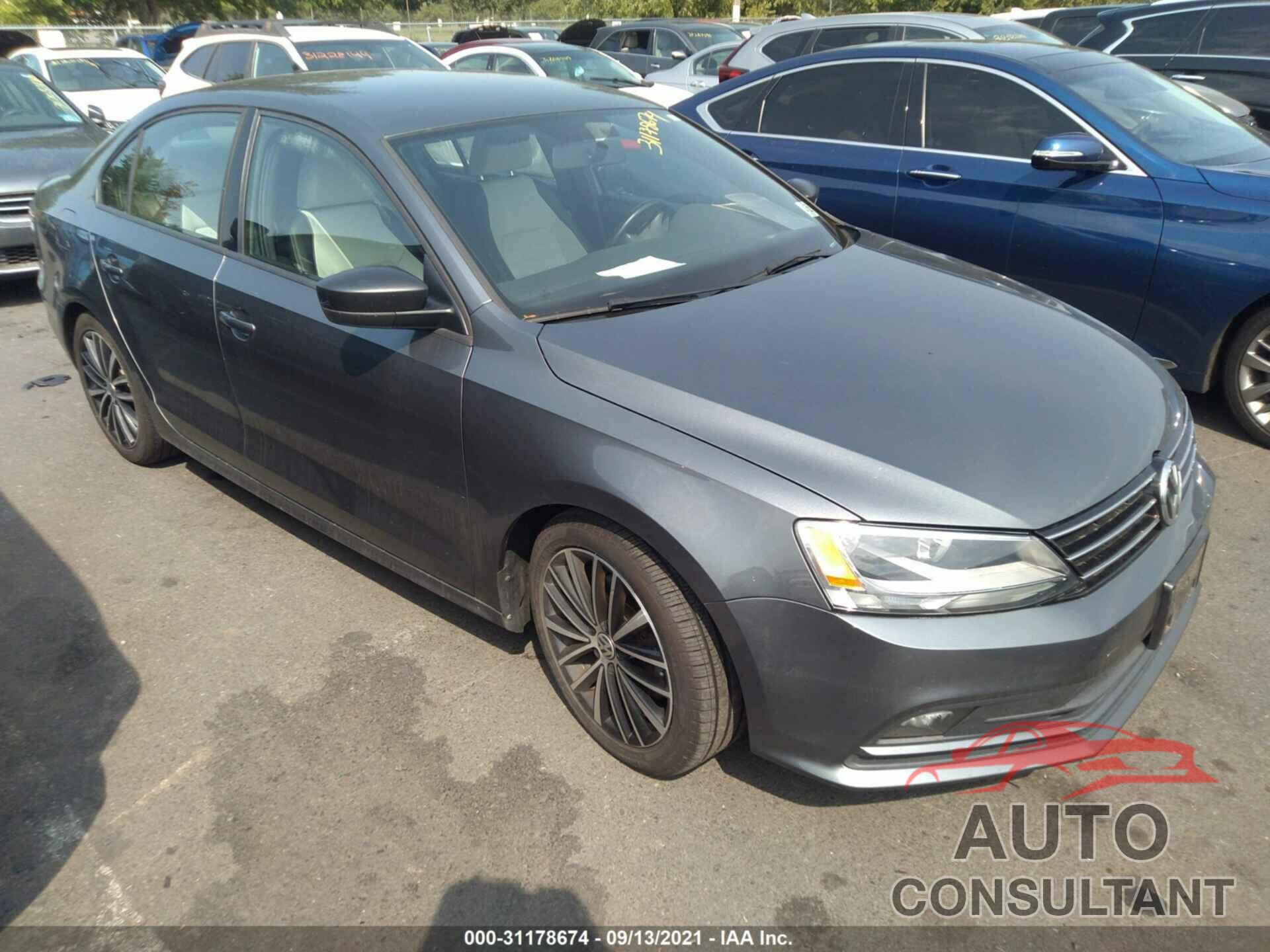 VOLKSWAGEN JETTA SEDAN 2016 - 3VWD17AJ1GM296357