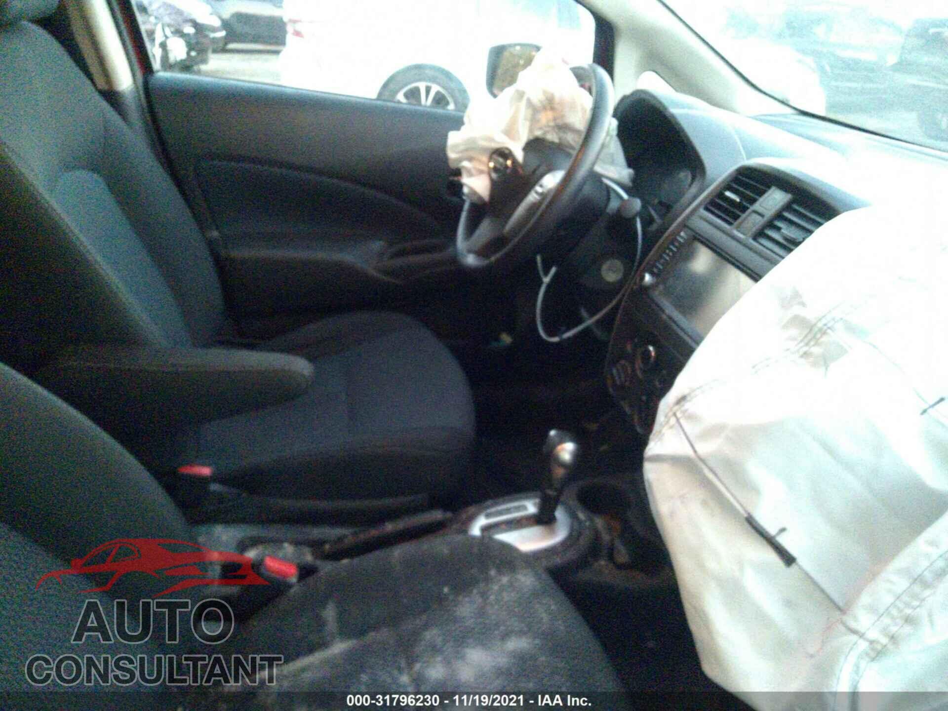 NISSAN VERSA NOTE 2019 - 3N1CE2CP3KL357135