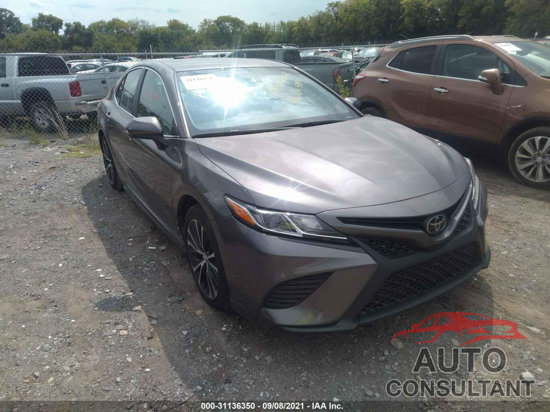 TOYOTA CAMRY 2019 - 4T1B11HK7KU164581