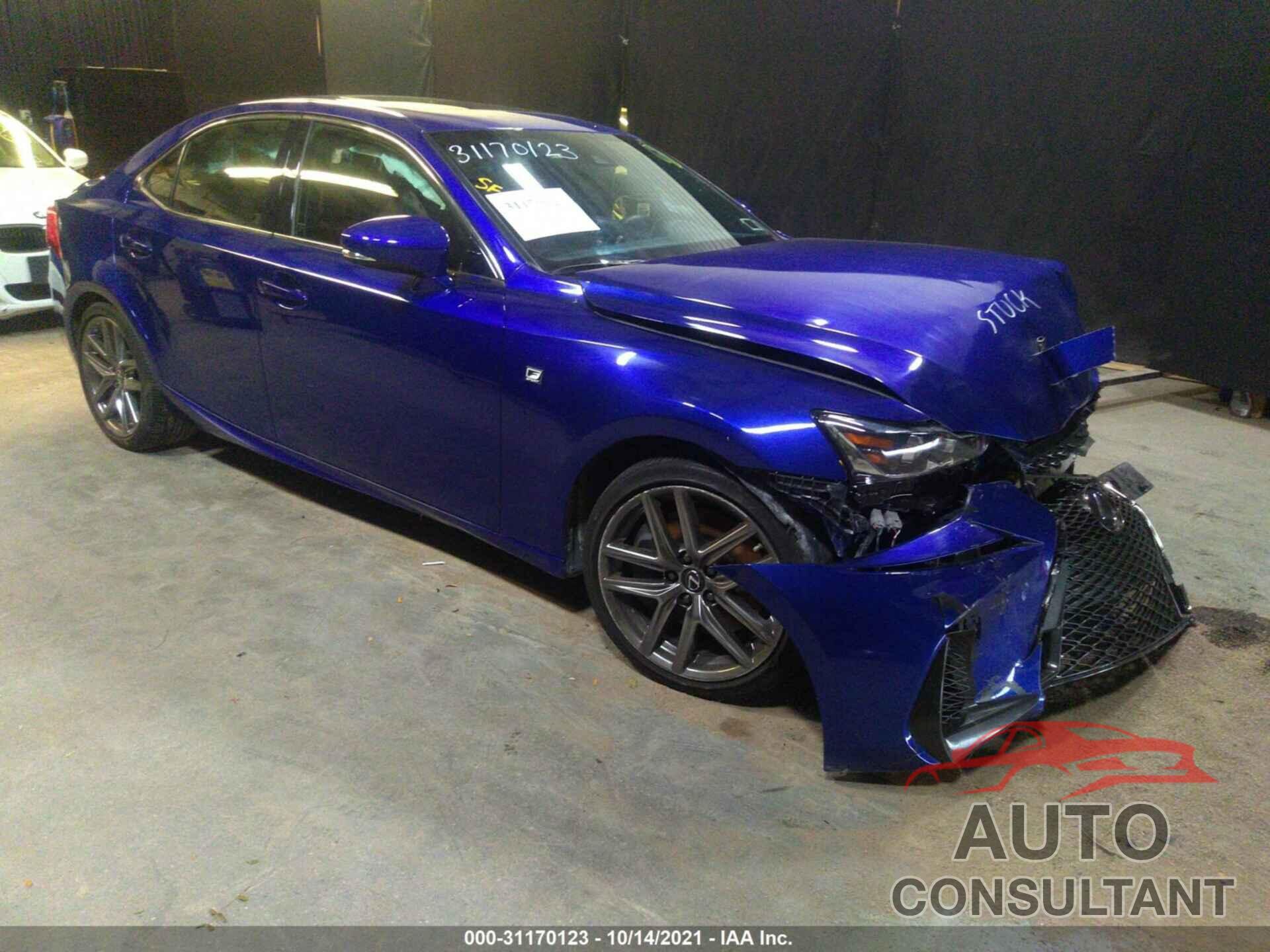 LEXUS IS 2019 - JTHC81D2XK5033938