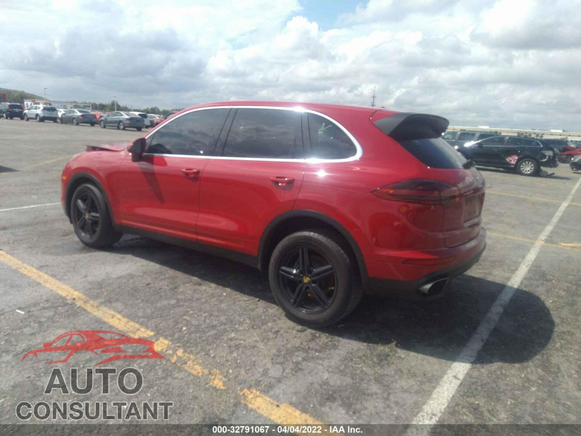 PORSCHE CAYENNE 2017 - WP1AA2A25HKA90984