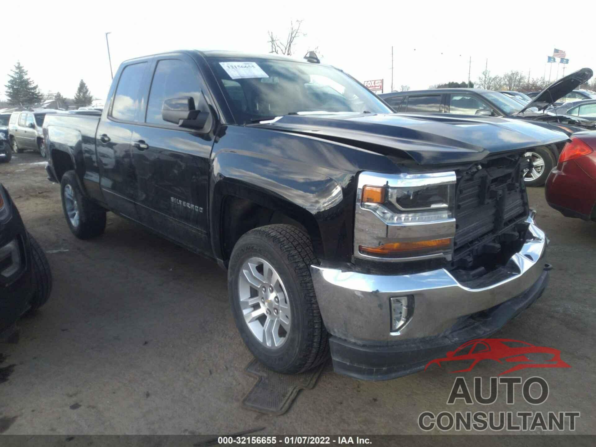 CHEVROLET SILVERADO 1500 2018 - 1GCVKREH6JZ108820
