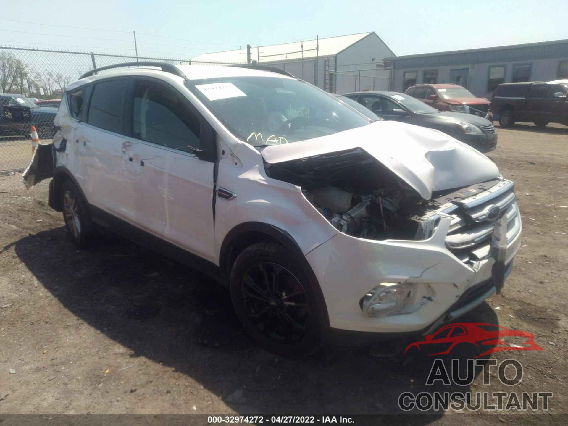 FORD ESCAPE 2018 - 1FMCU0GD1JUC81368