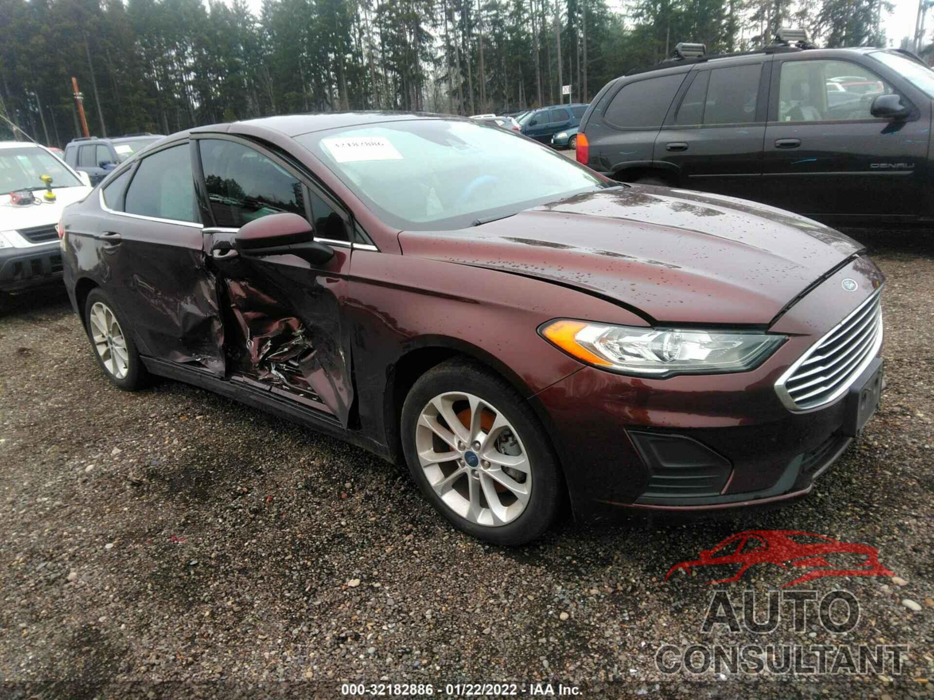 FORD FUSION HYBRID 2019 - 3FA6P0LU1KR136313