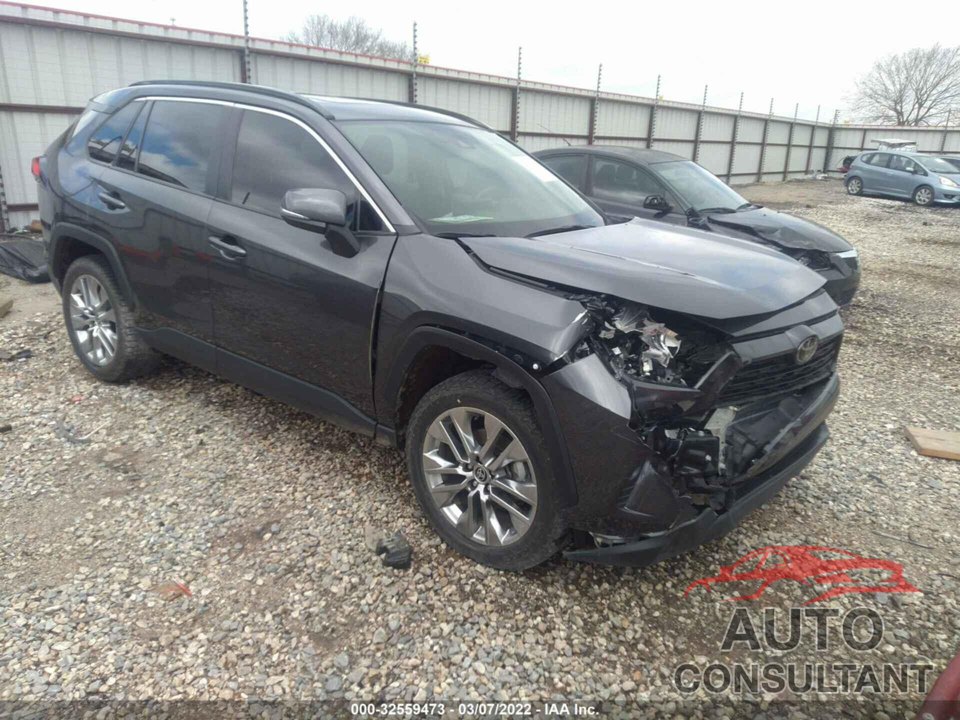 TOYOTA RAV4 2020 - JTMA1RFV7LJ034735