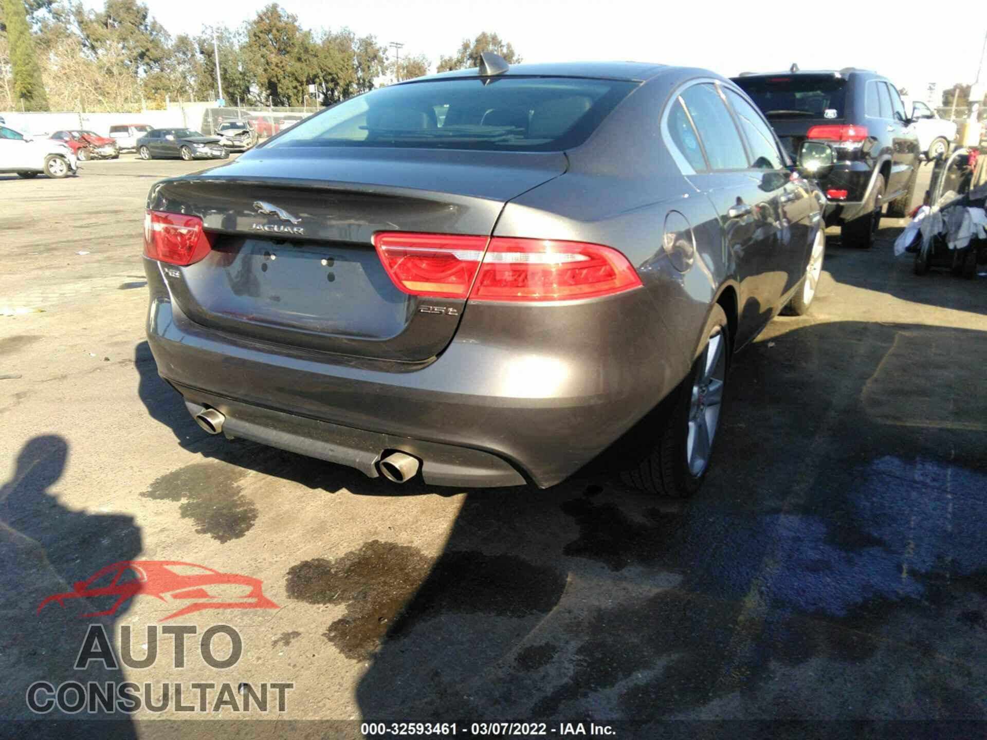 JAGUAR XE 2018 - SAJAD4FX9JCP33427