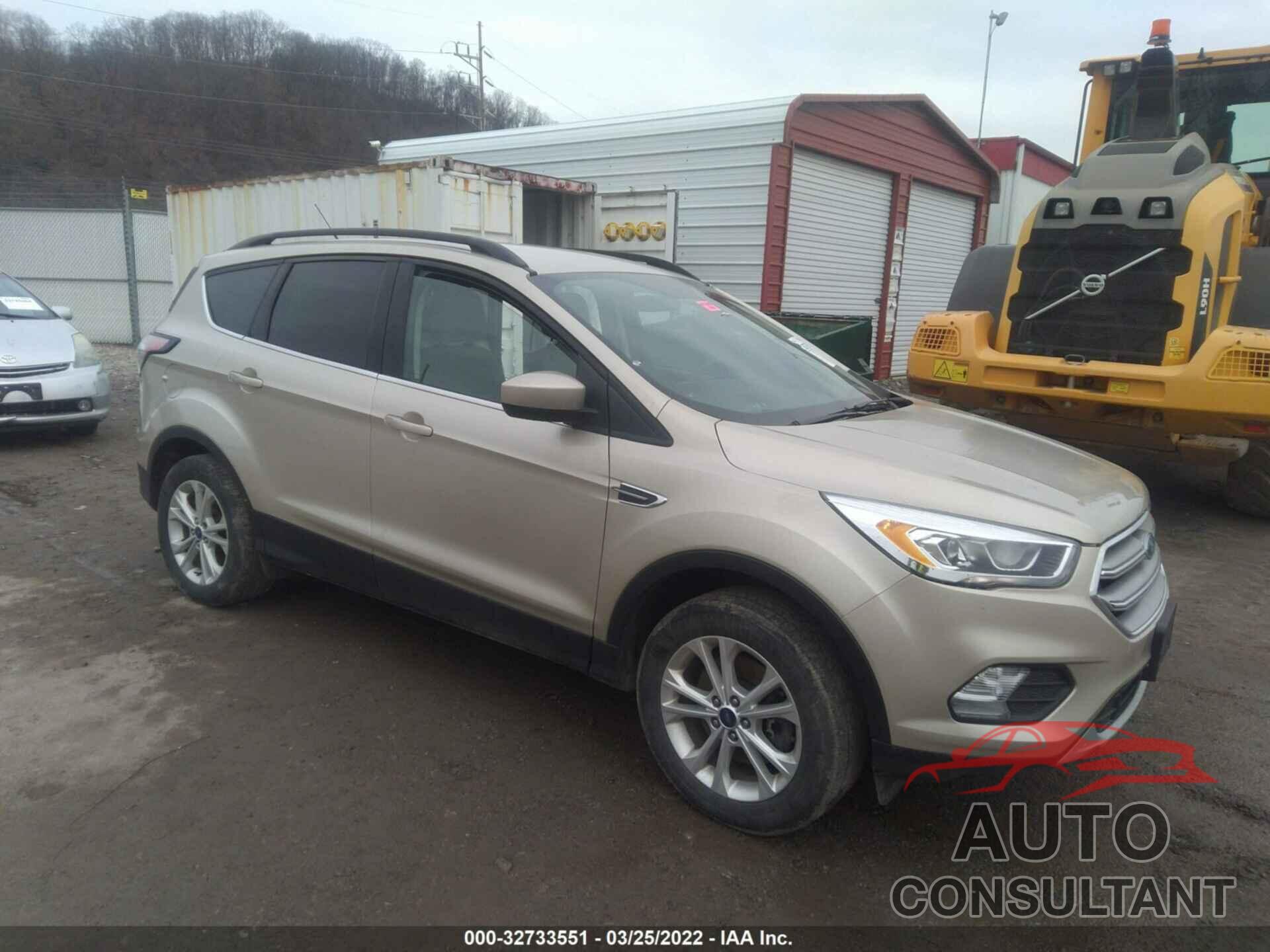 FORD ESCAPE 2017 - 1FMCU9GD1HUB50519