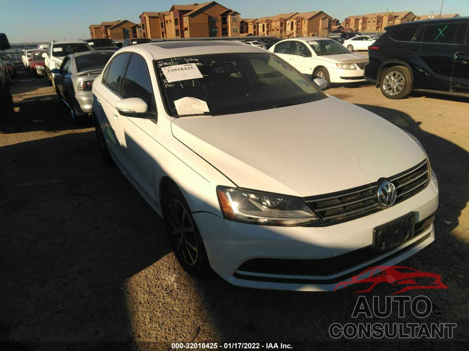 VOLKSWAGEN JETTA 2017 - 3VWB67AJ7HM347385