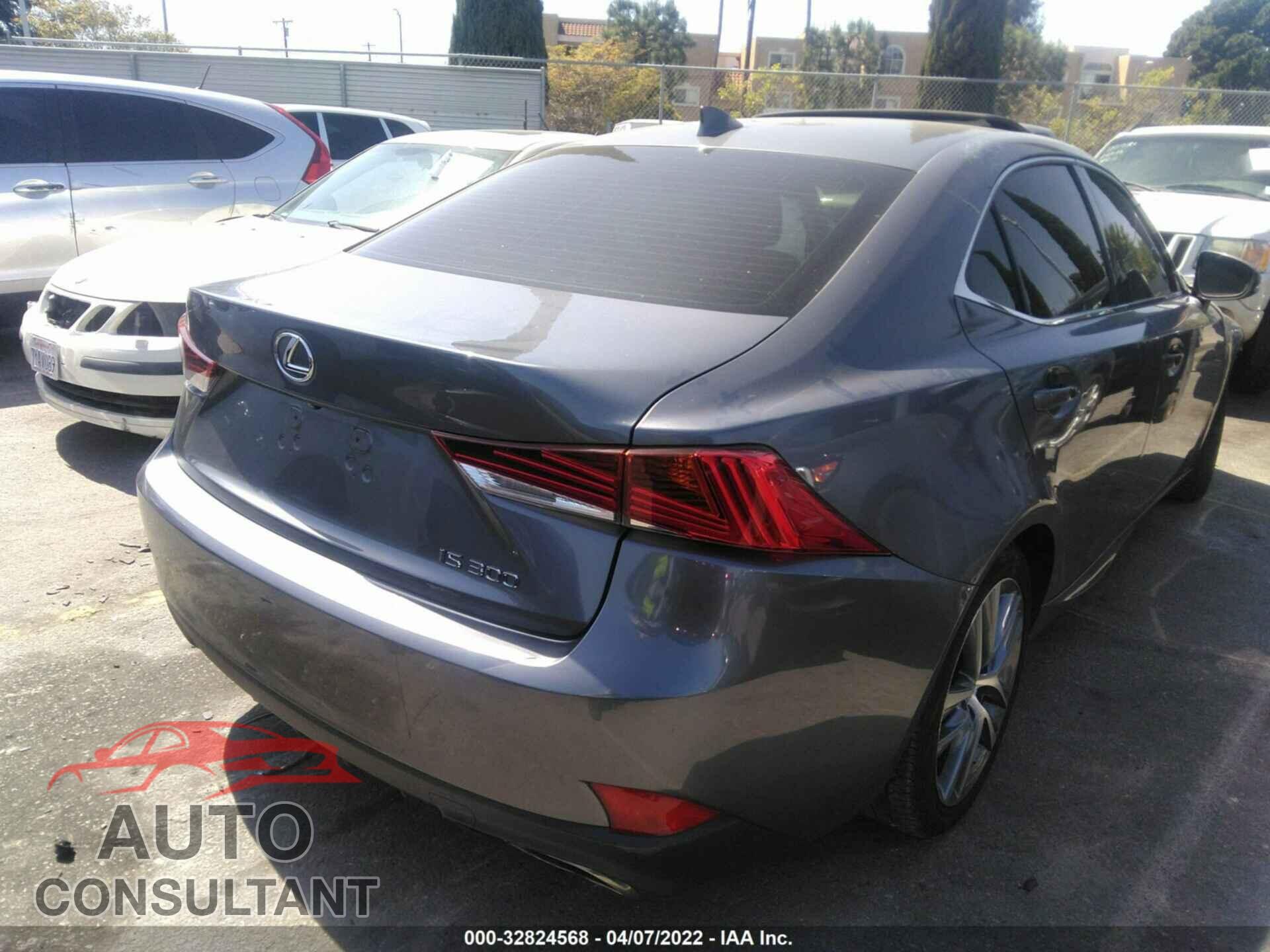 LEXUS IS 2018 - JTHBA1D29J5083972