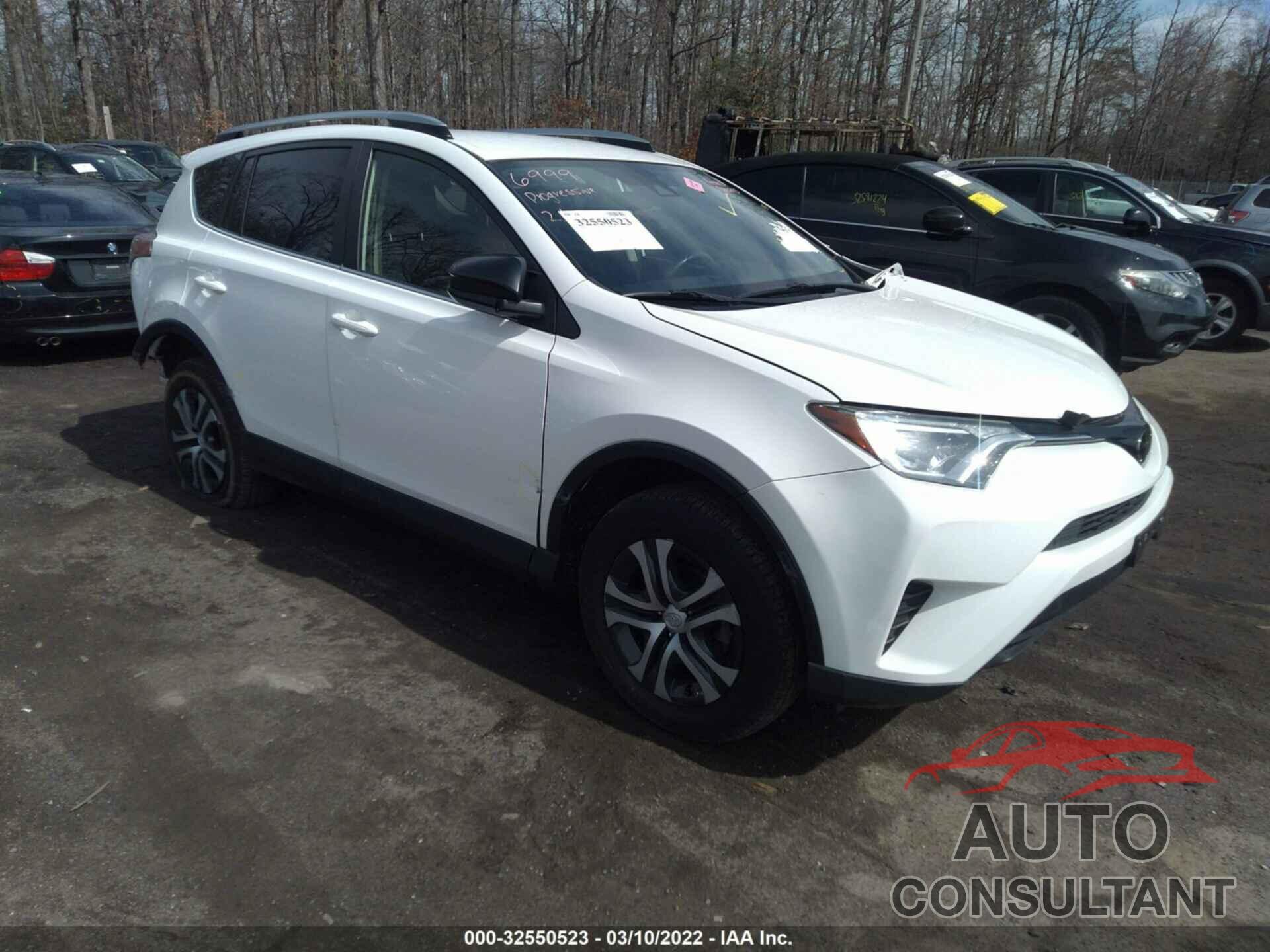 TOYOTA RAV4 2018 - JTMBFREV7JJ226595