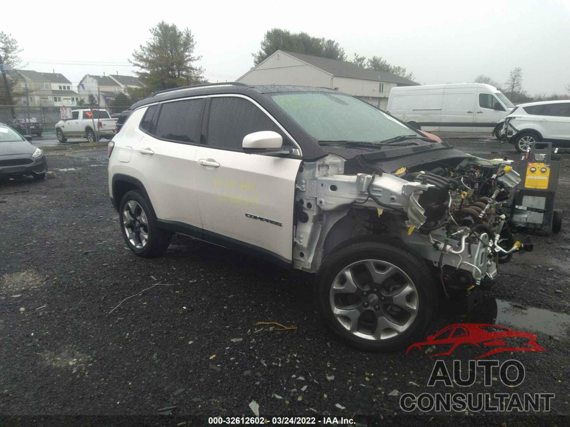 JEEP COMPASS 2018 - 3C4NJDCB5JT222397