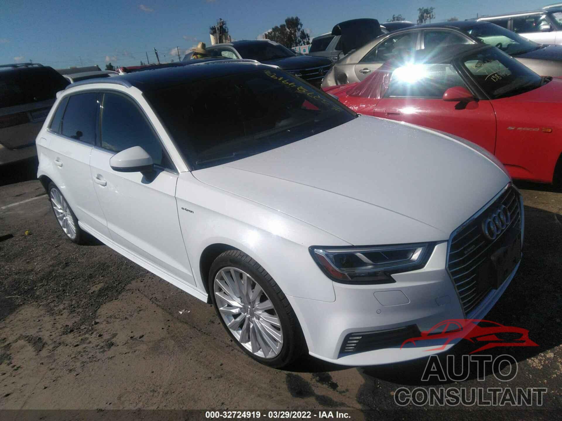 AUDI A3 SPORTBACK E-TRON 2017 - WAUTPBFF6HA120789