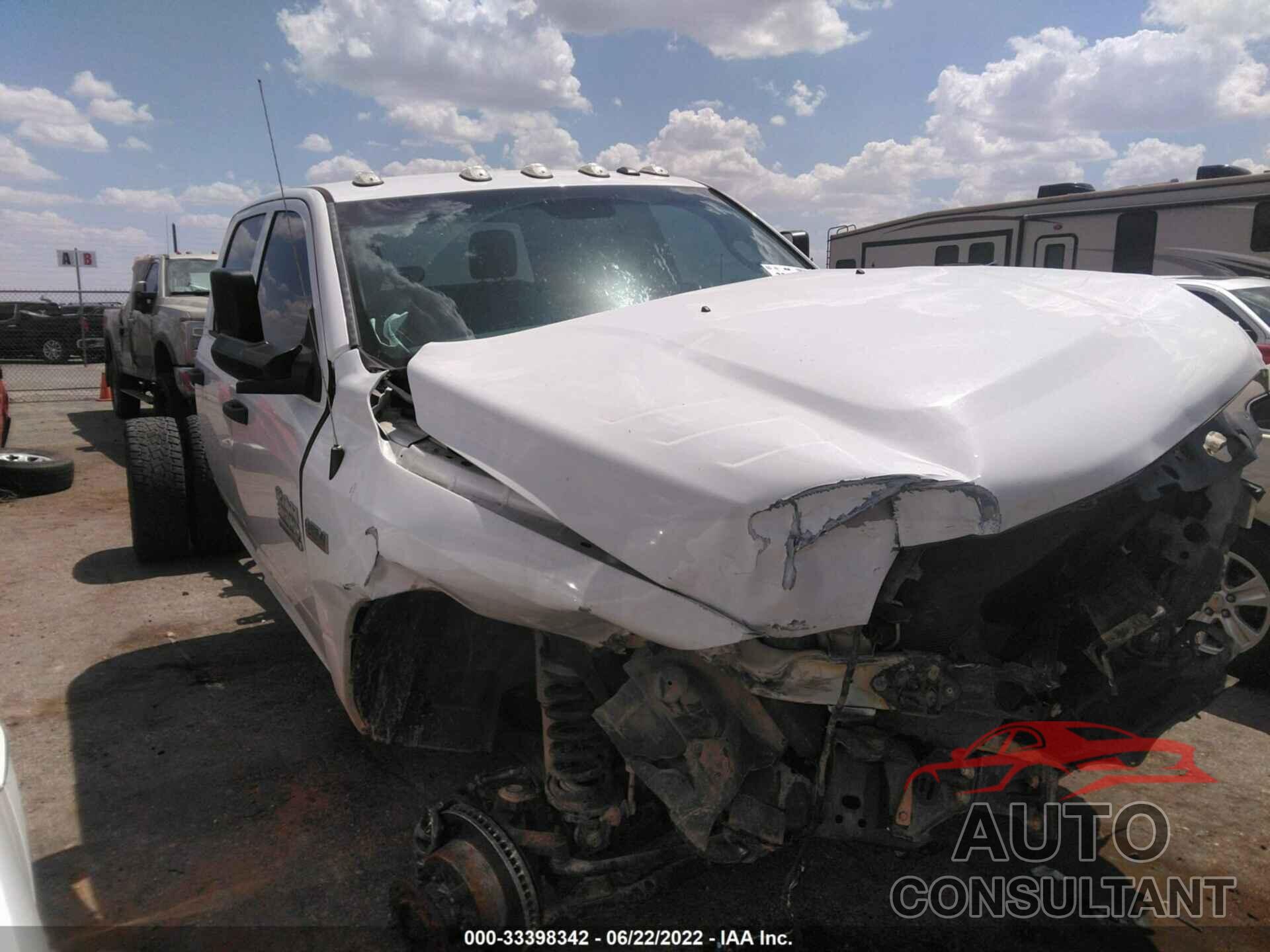 DODGE RAM 3500 2018 - 3C63RRGJ4JG146962