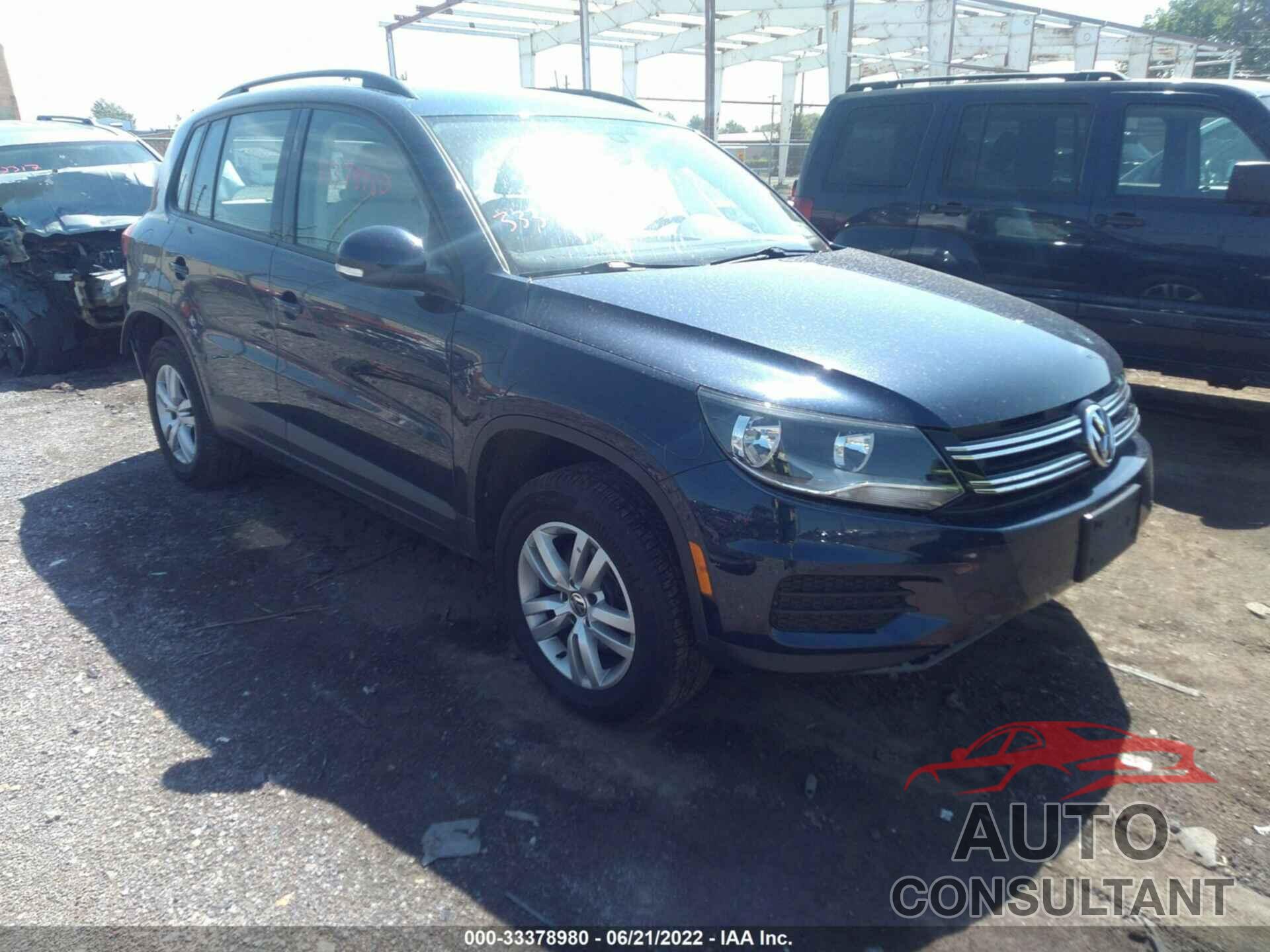 VOLKSWAGEN TIGUAN 2016 - WVGBV7AX2GW560667