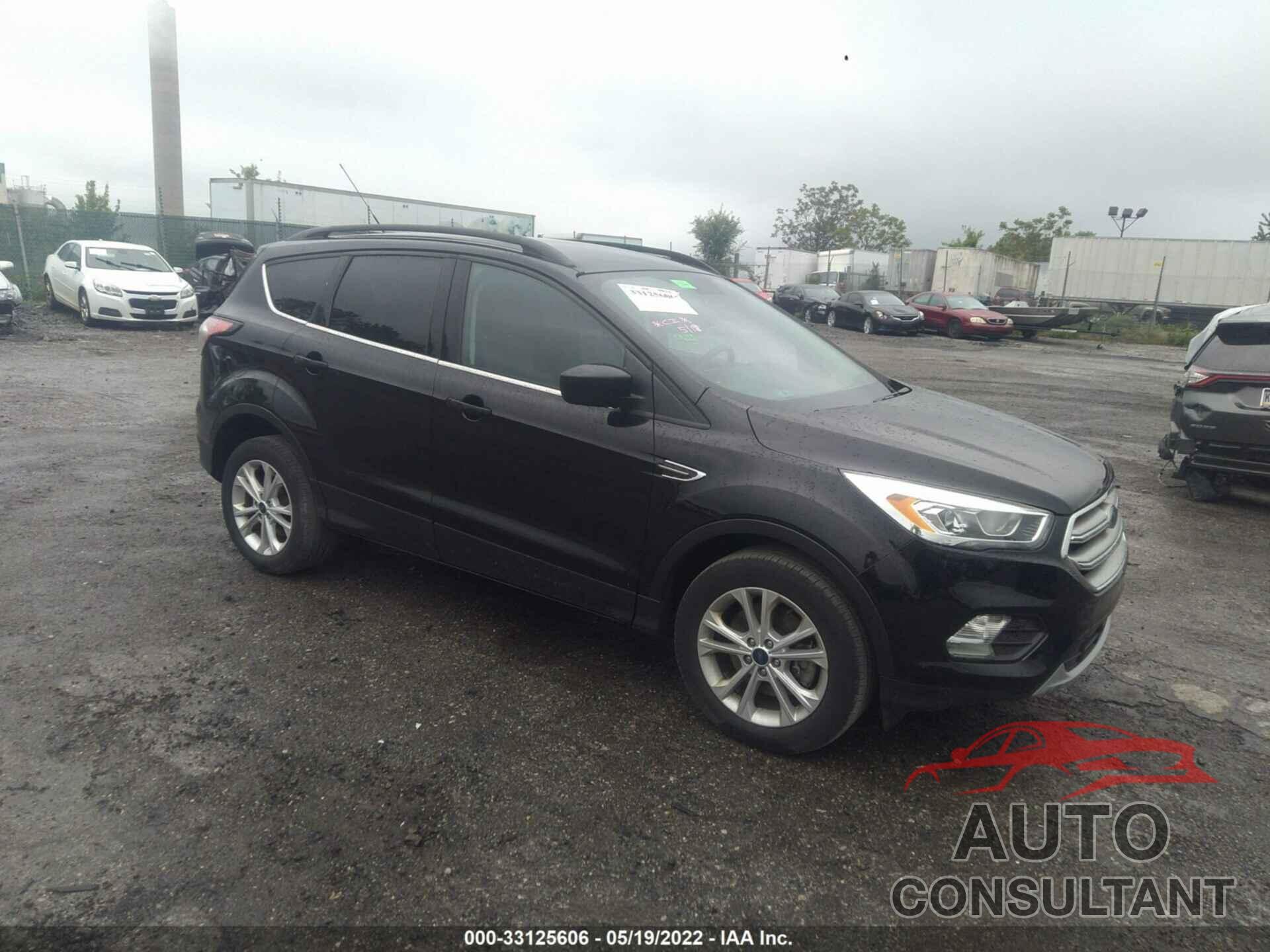 FORD ESCAPE 2017 - 1FMCU9GD6HUD15190