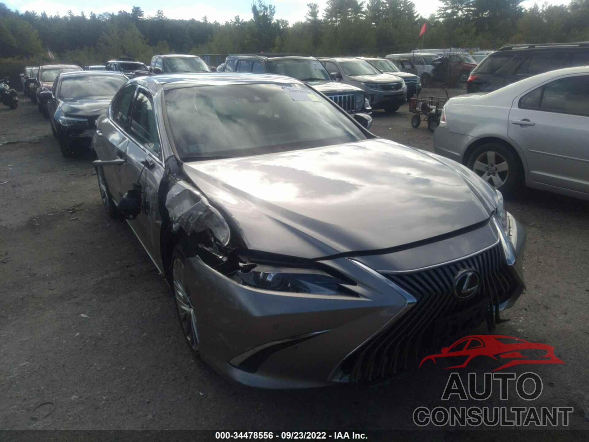 LEXUS ES 2019 - 58ABZ1B19KU016045