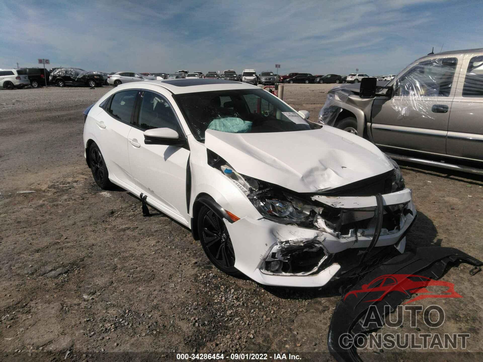 HONDA CIVIC HATCHBACK 2017 - SHHFK7H58HU232287
