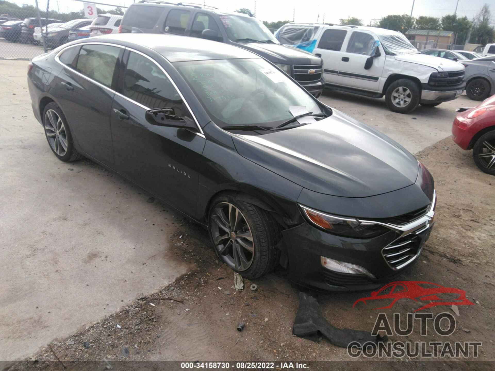 CHEVROLET MALIBU 2021 - 1G1ZD5ST5MF031742