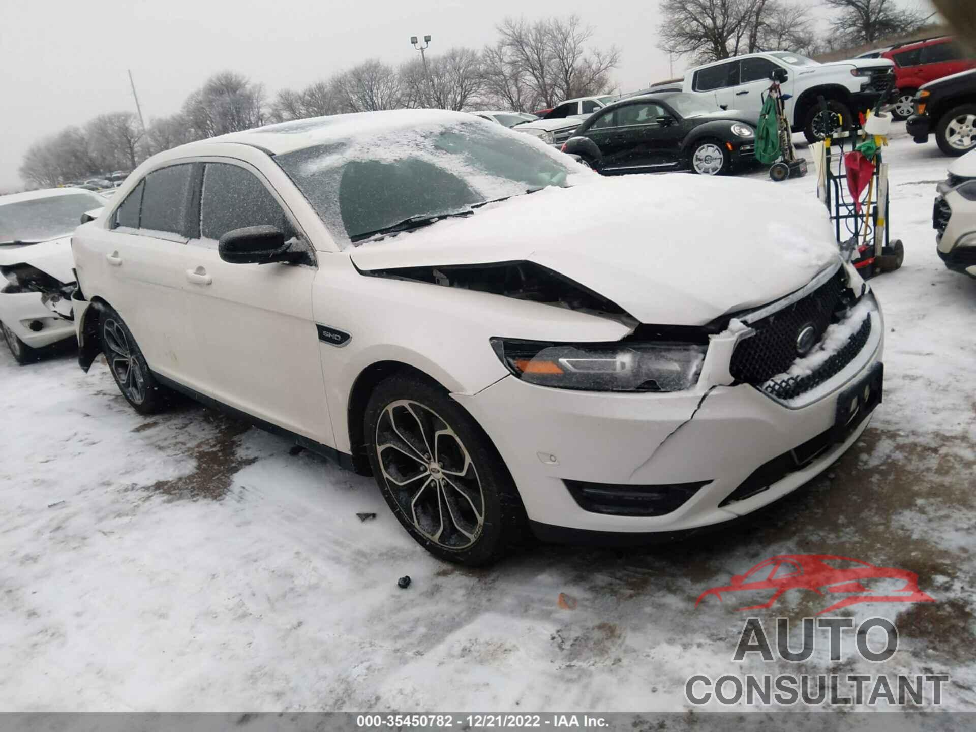 FORD TAURUS 2015 - 1FAHP2KT9FG163401