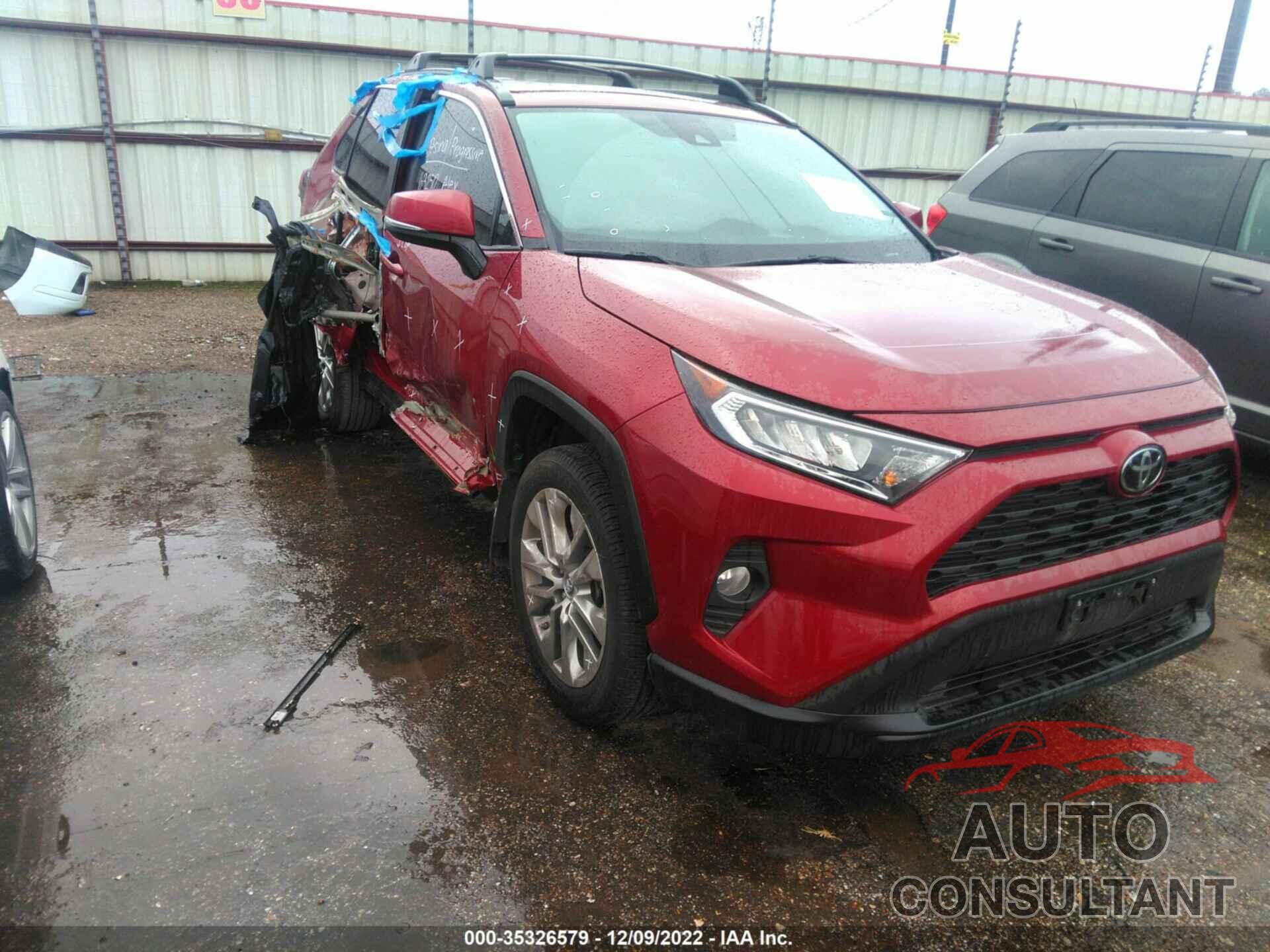 TOYOTA RAV4 2019 - 2T3C1RFV2KW026731