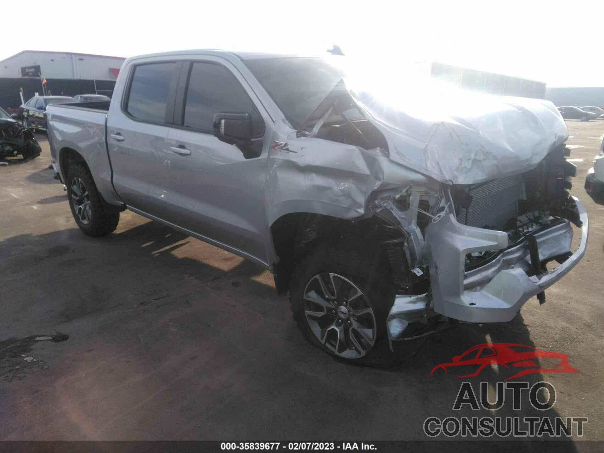 CHEVROLET SILVERADO 1500 2022 - 1GCUDEEDXNZ503858