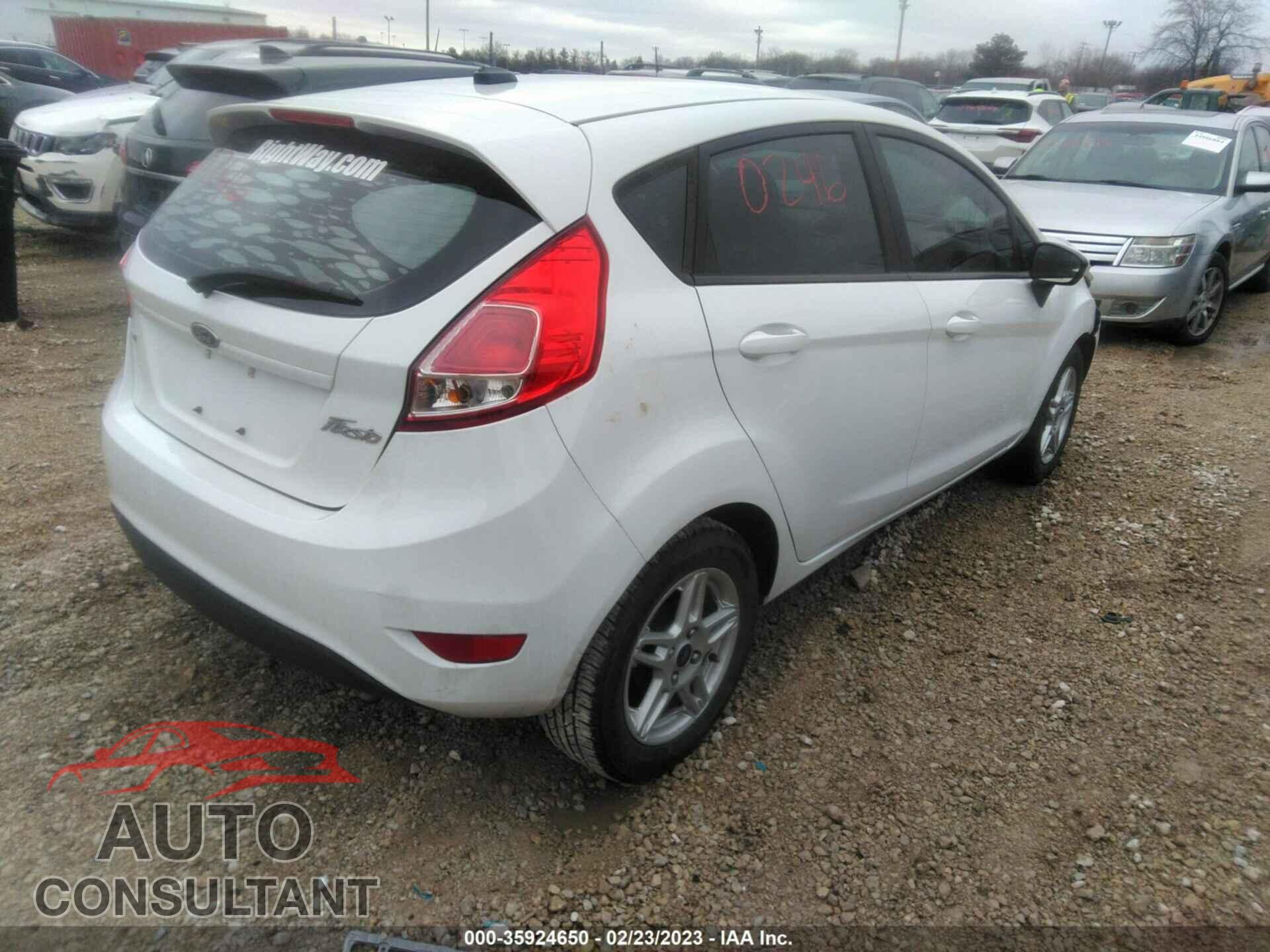 FORD FIESTA 2017 - 3FADP4EJ9HM150533