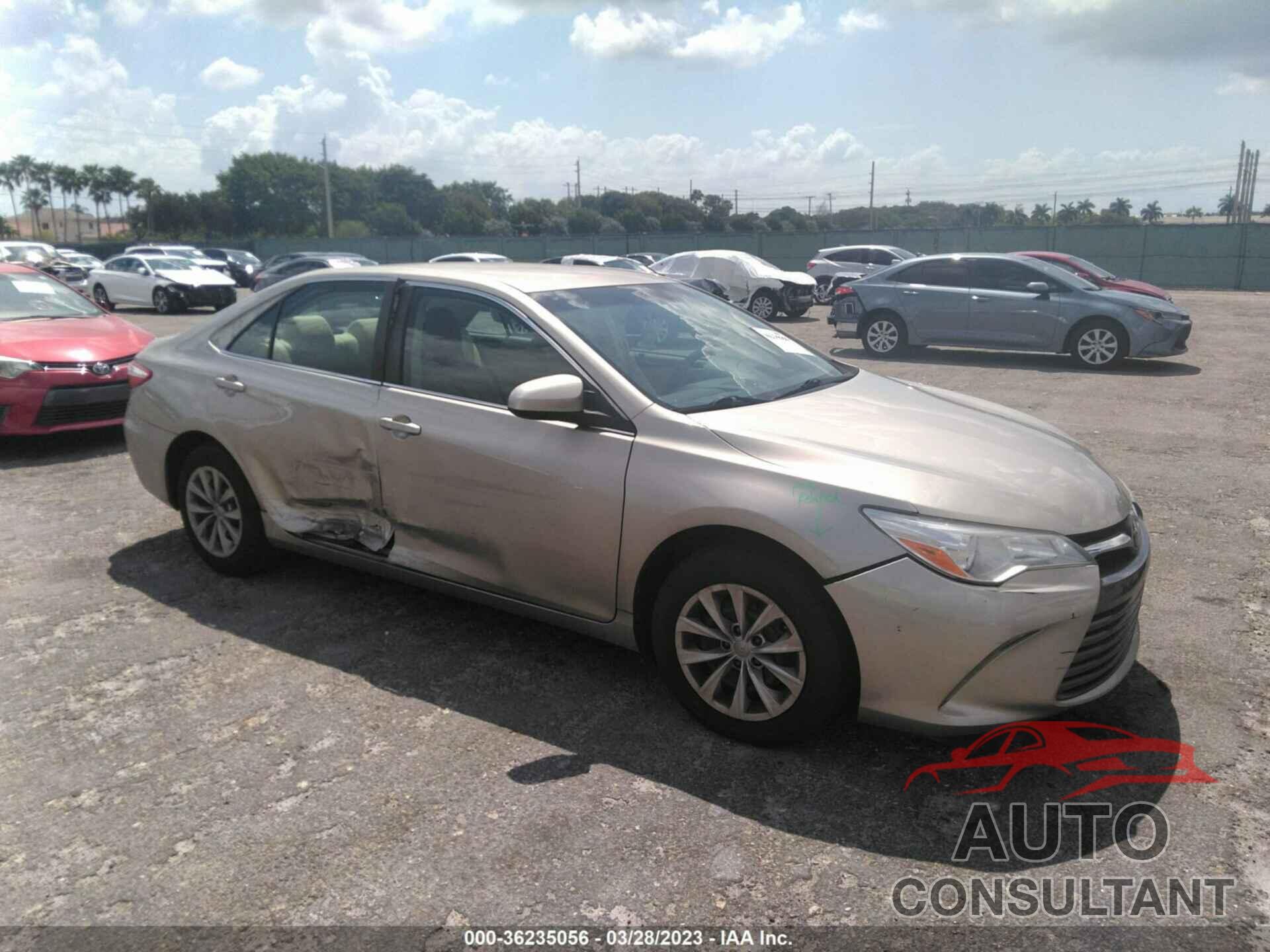 TOYOTA CAMRY 2015 - 4T4BF1FK4FR483923