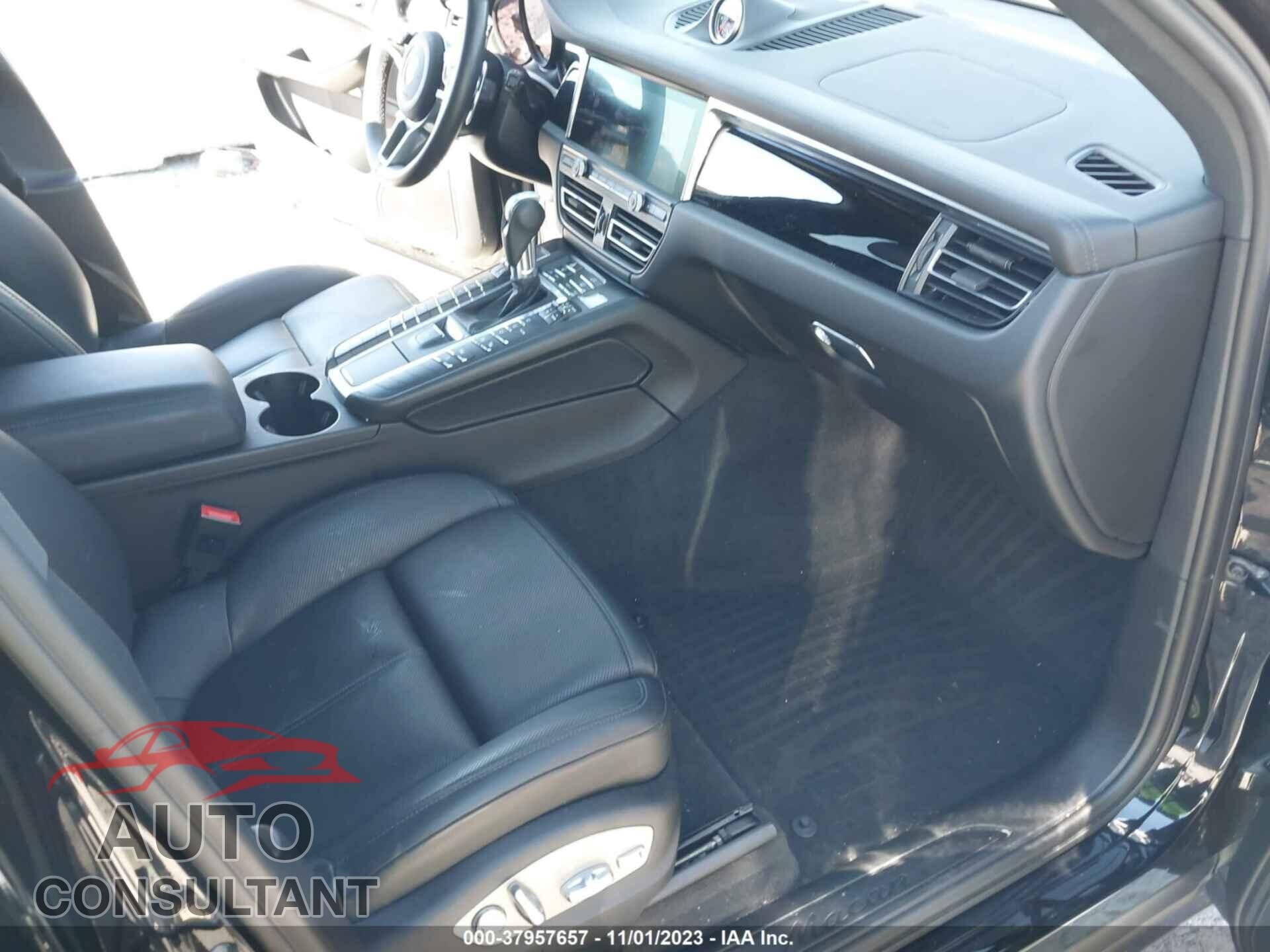PORSCHE MACAN 2021 - WP1AA2A52MLB11871