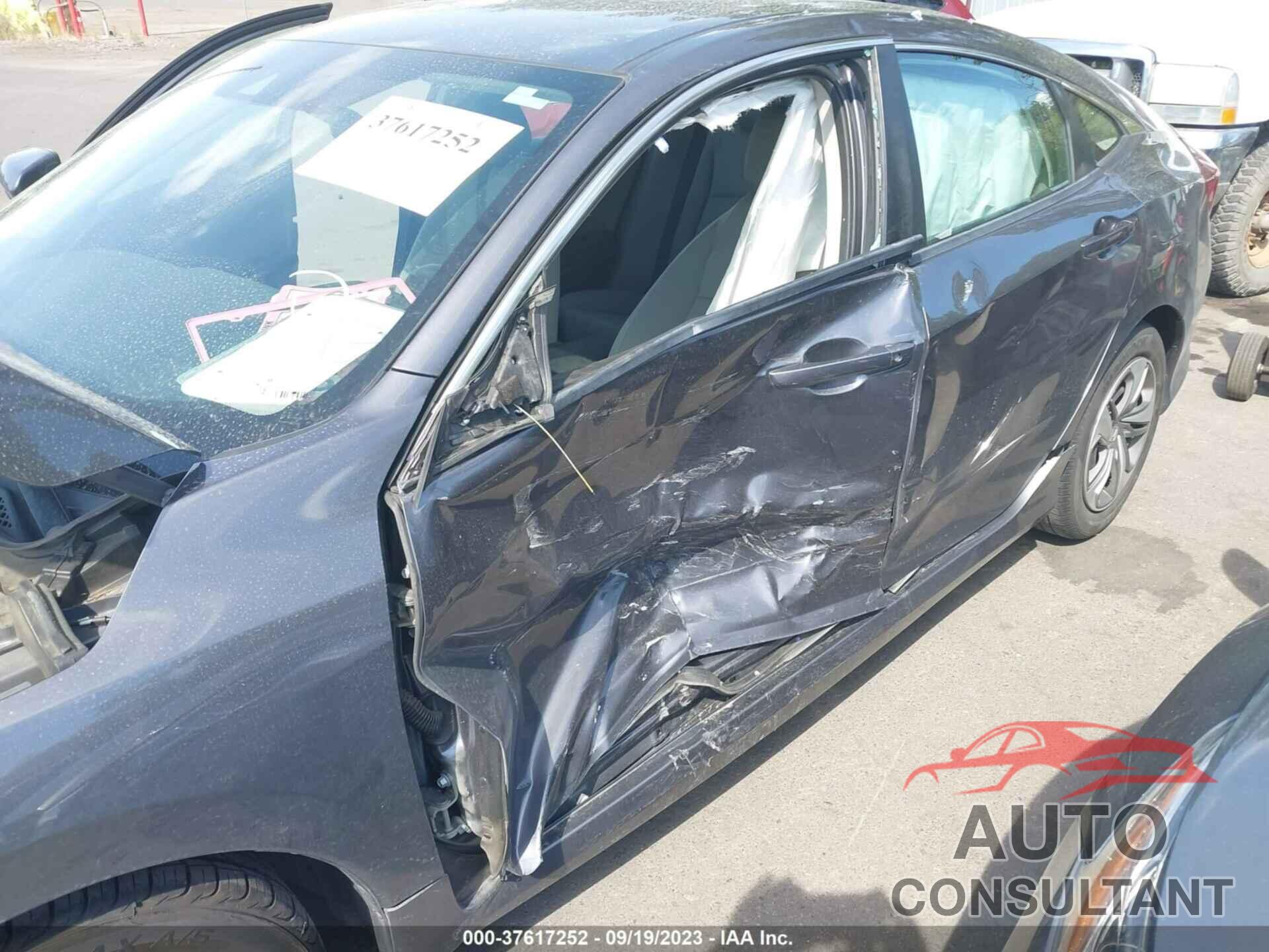 HONDA CIVIC 2019 - 2HGFC2F61KH528090