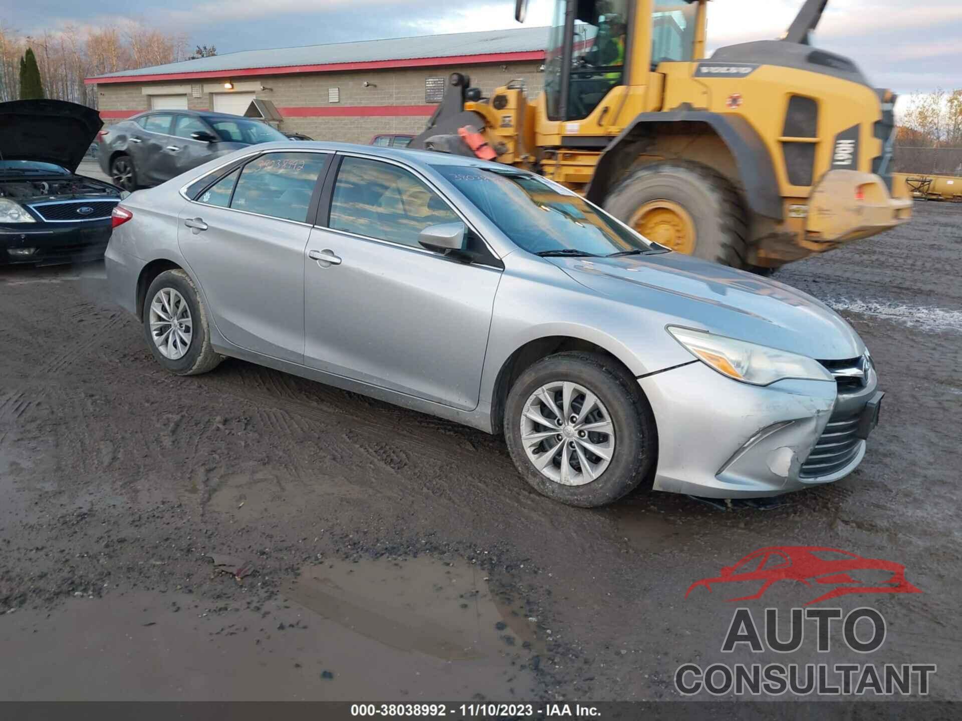 TOYOTA CAMRY 2016 - 4T4BF1FK7GR535269