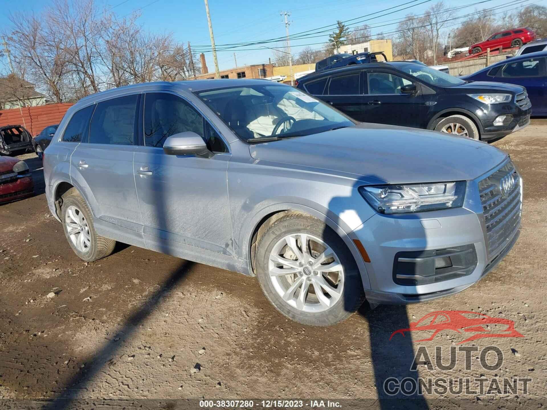 AUDI Q7 2019 - WA1LAAF72KD043541