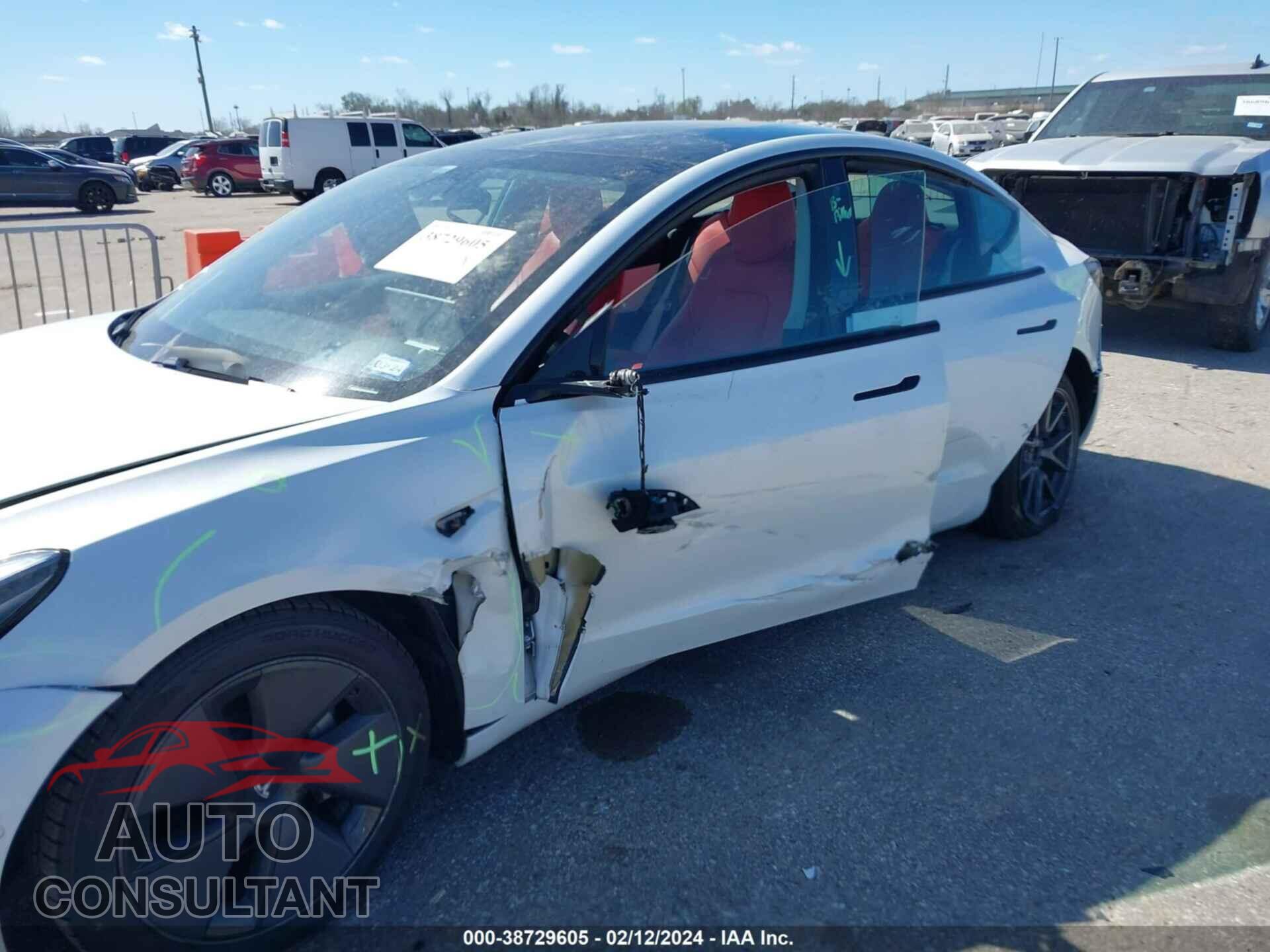 TESLA MODEL 3 2021 - 5YJ3E1EA4MF921702
