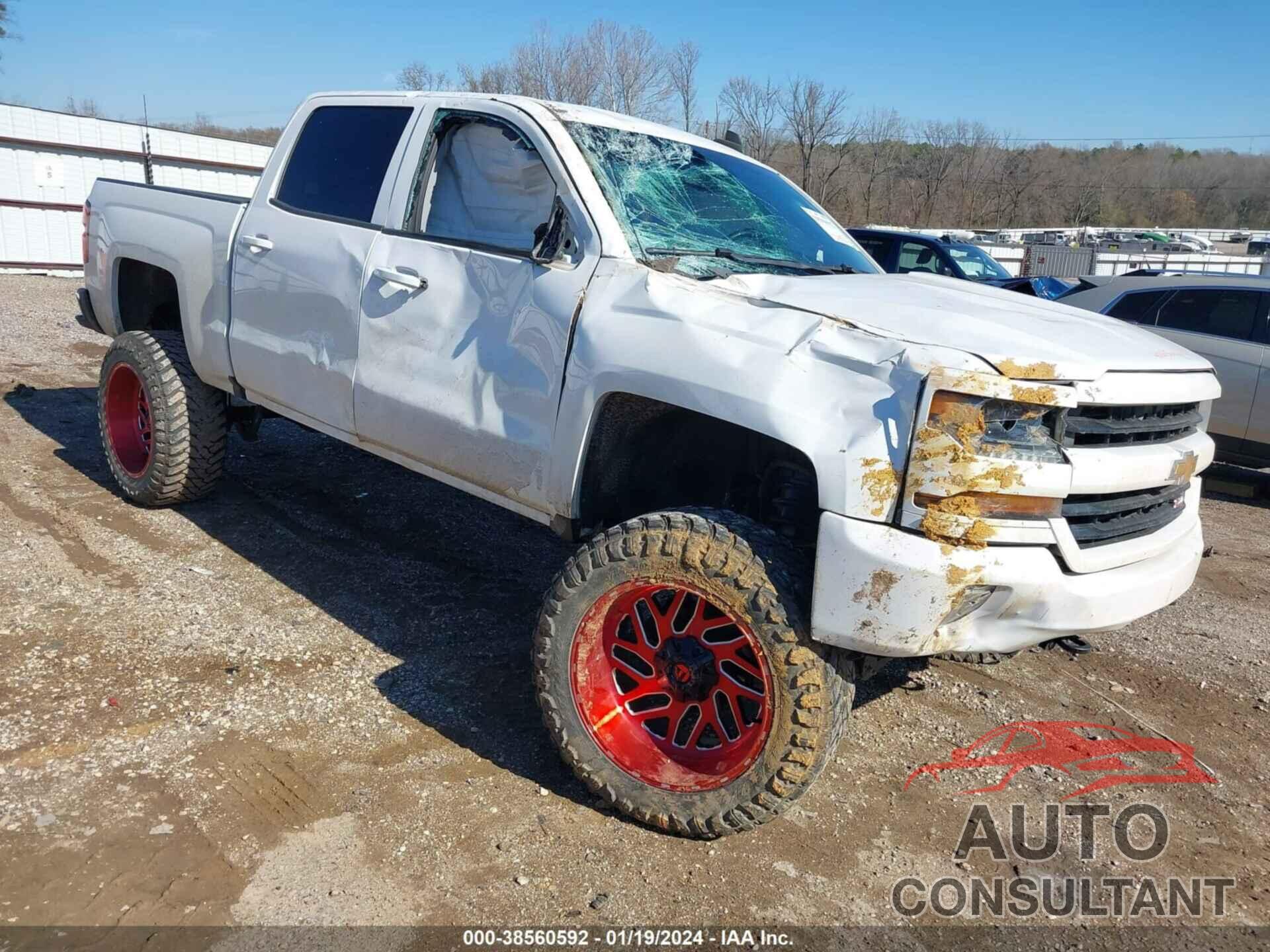 CHEVROLET SILVERADO 1500 2018 - 3GCUKREC0JG482498