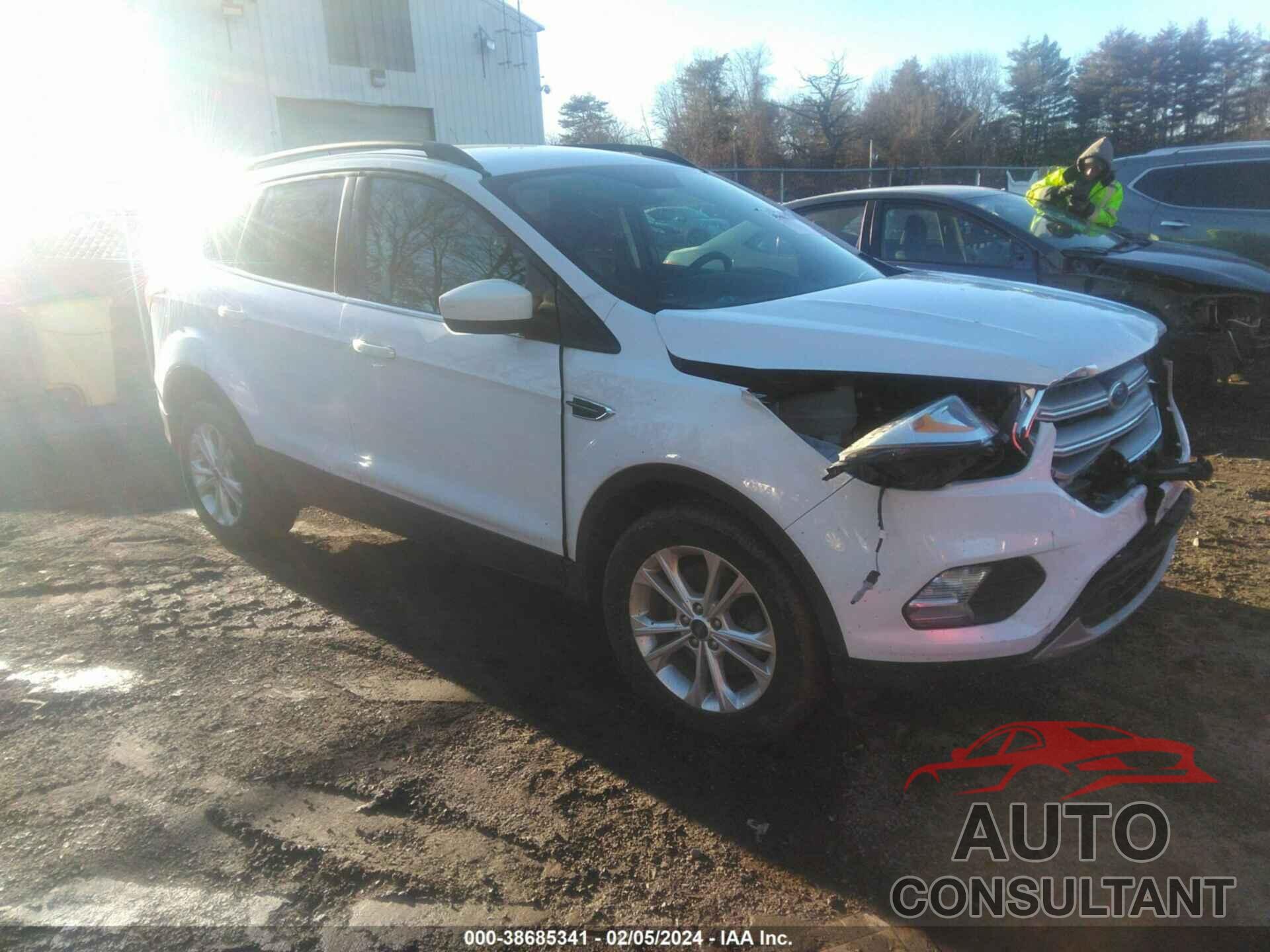 FORD ESCAPE 2019 - 1FMCU9HD5KUA81839