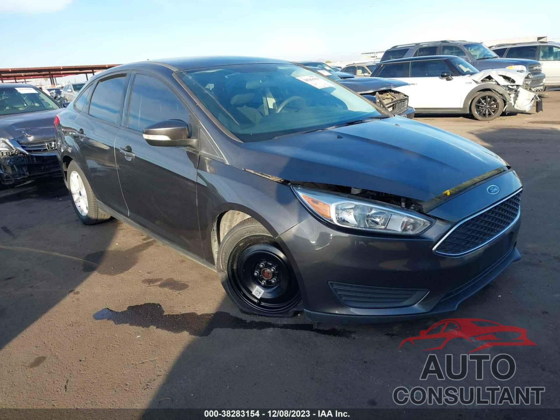 FORD FOCUS 2017 - 1FADP3F22HL236074