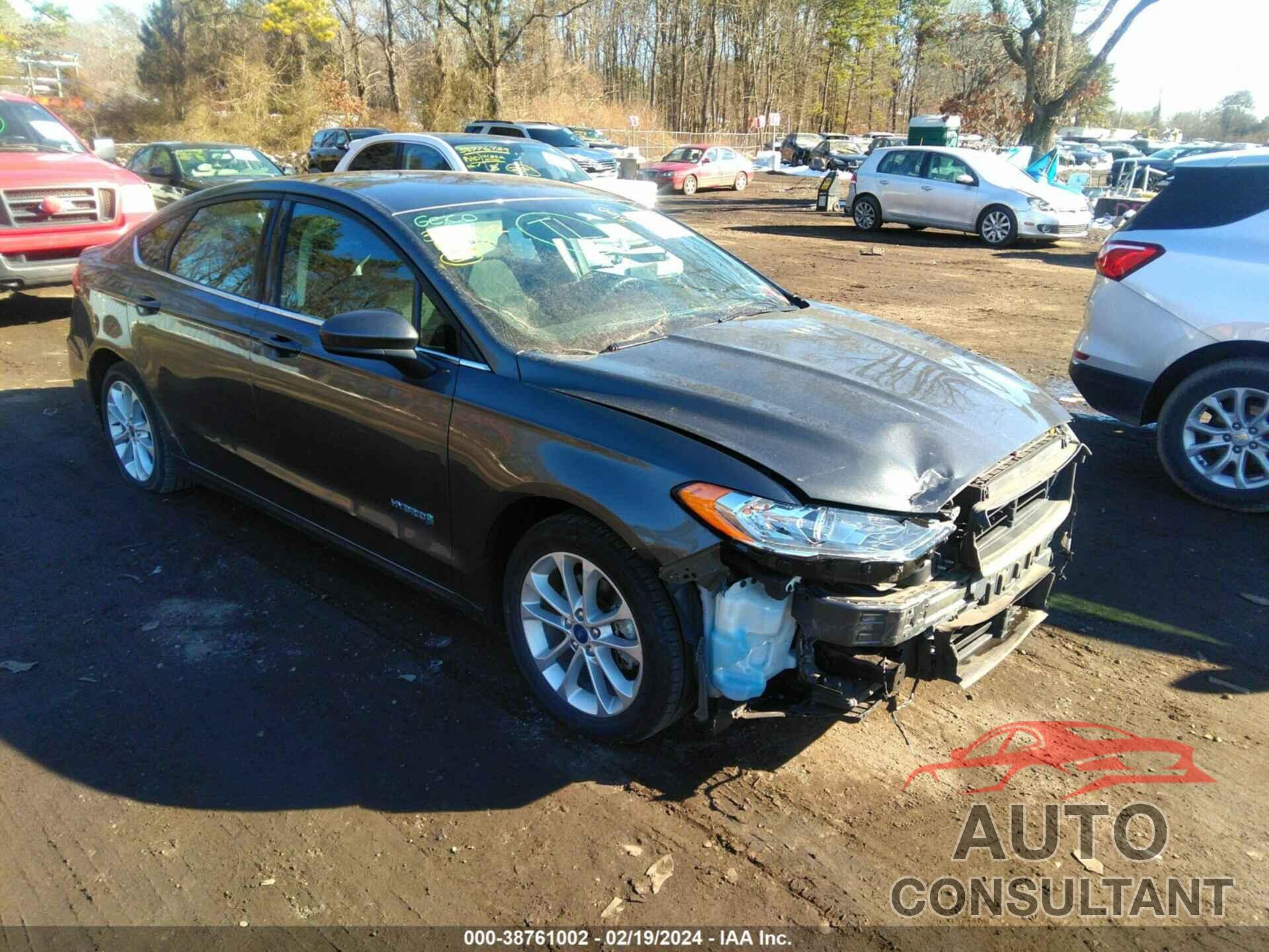 FORD FUSION HYBRID 2019 - 3FA6P0LU6KR285316