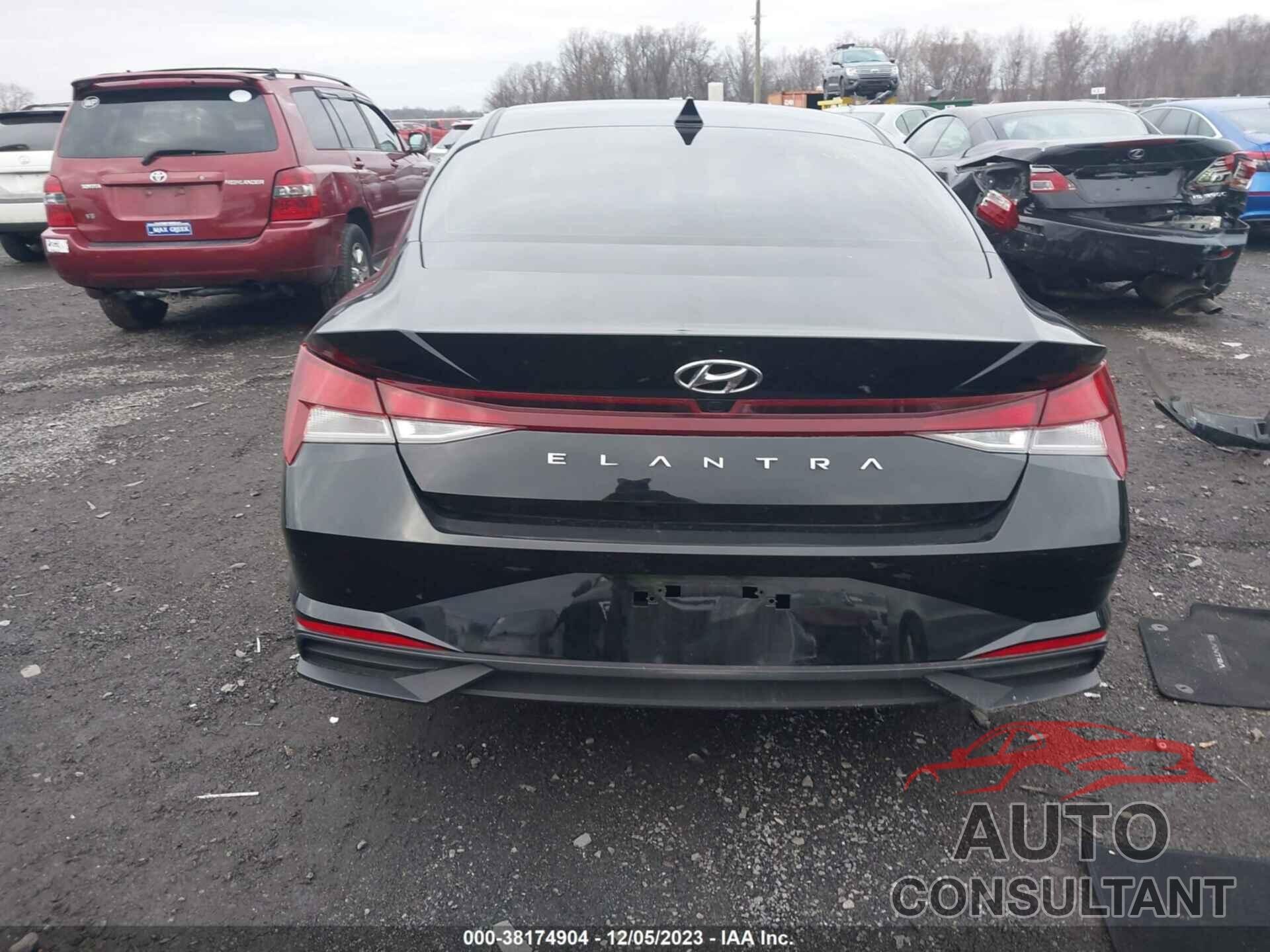 HYUNDAI ELANTRA 2022 - KMHLM4AG7NU259388