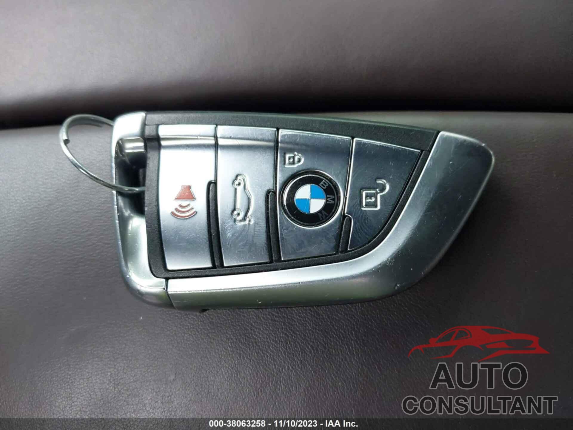 BMW X5 2017 - 5UXKR0C36H0V80353