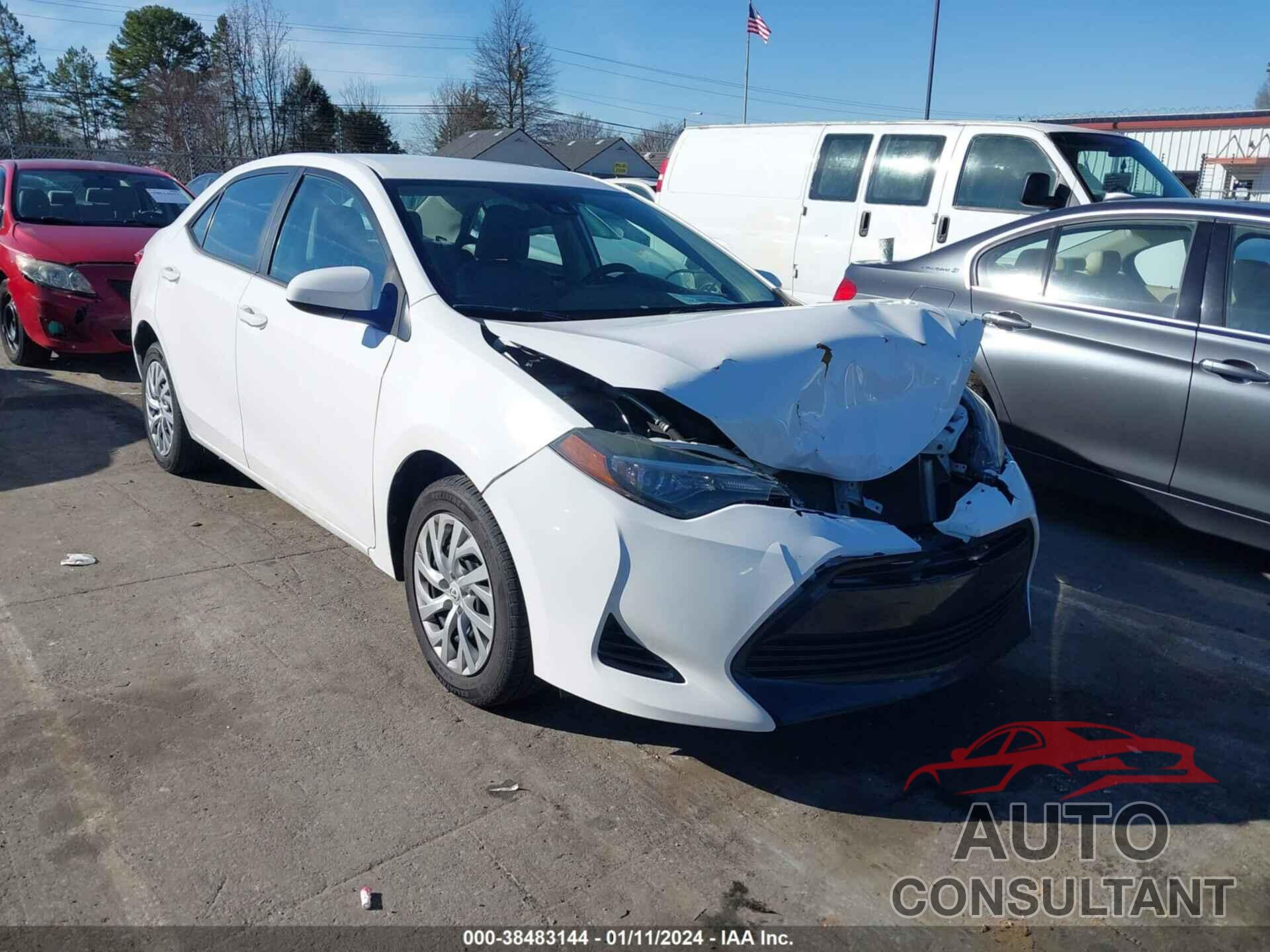 TOYOTA COROLLA 2017 - 5YFBURHE7HP713982