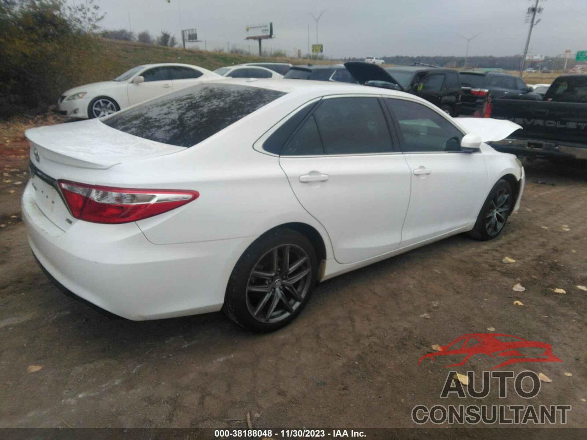 TOYOTA CAMRY 2016 - 4T1BF1FK2GU183597