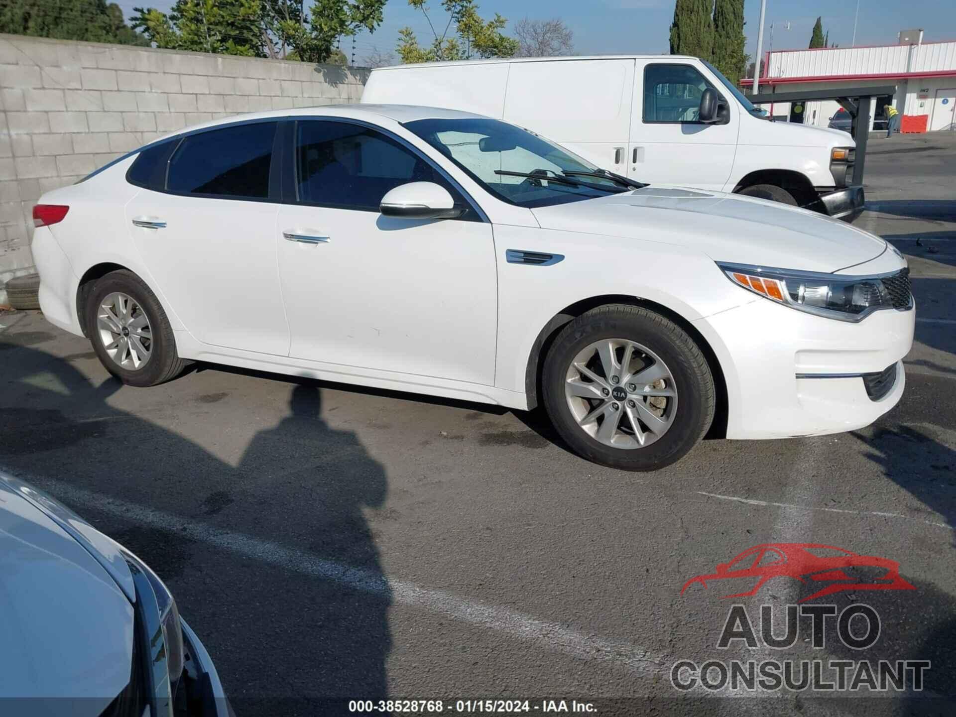 KIA OPTIMA 2016 - KNAGT4L35G5086628