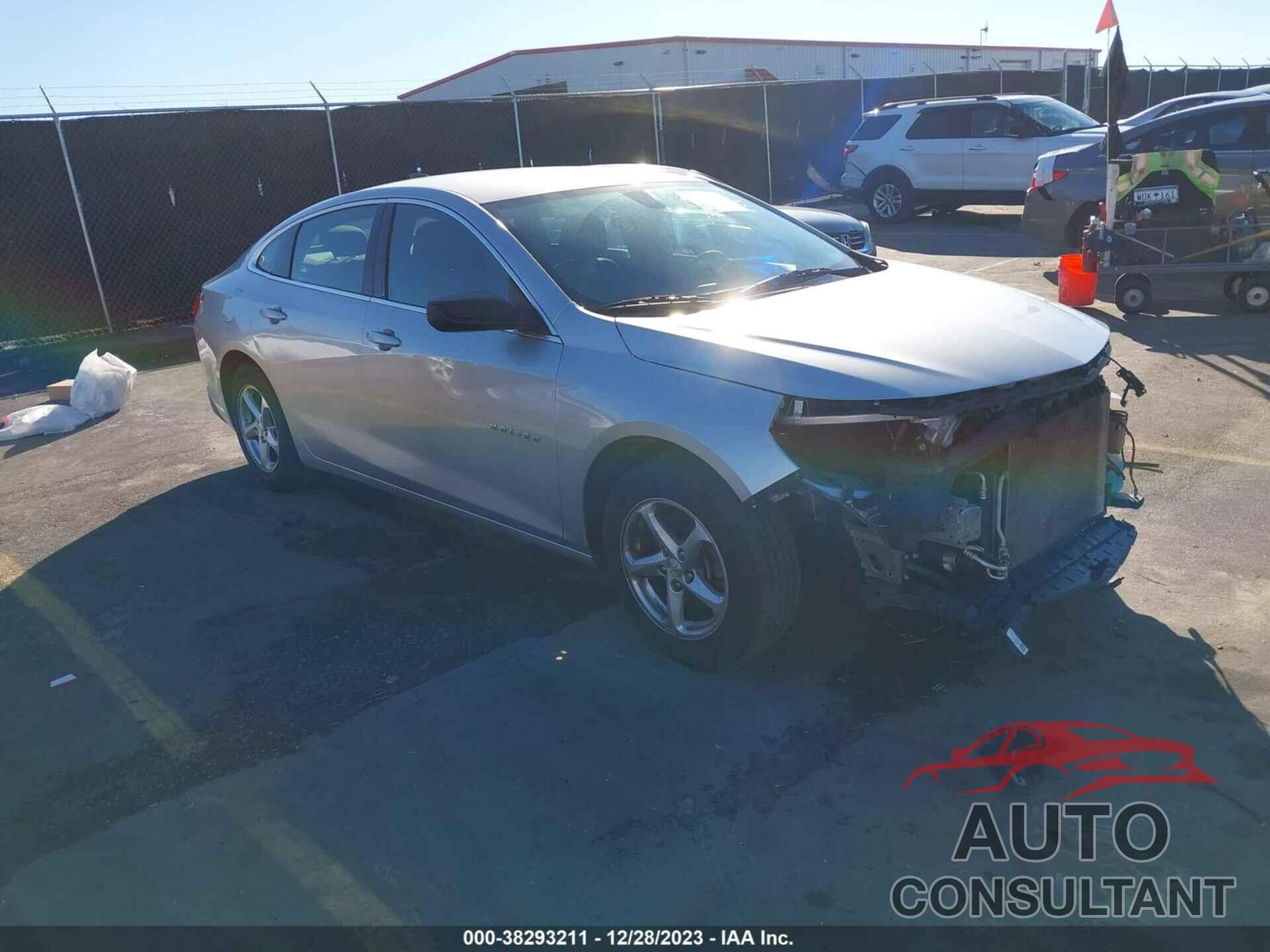 CHEVROLET MALIBU 2018 - 1G1ZB5ST3JF234033