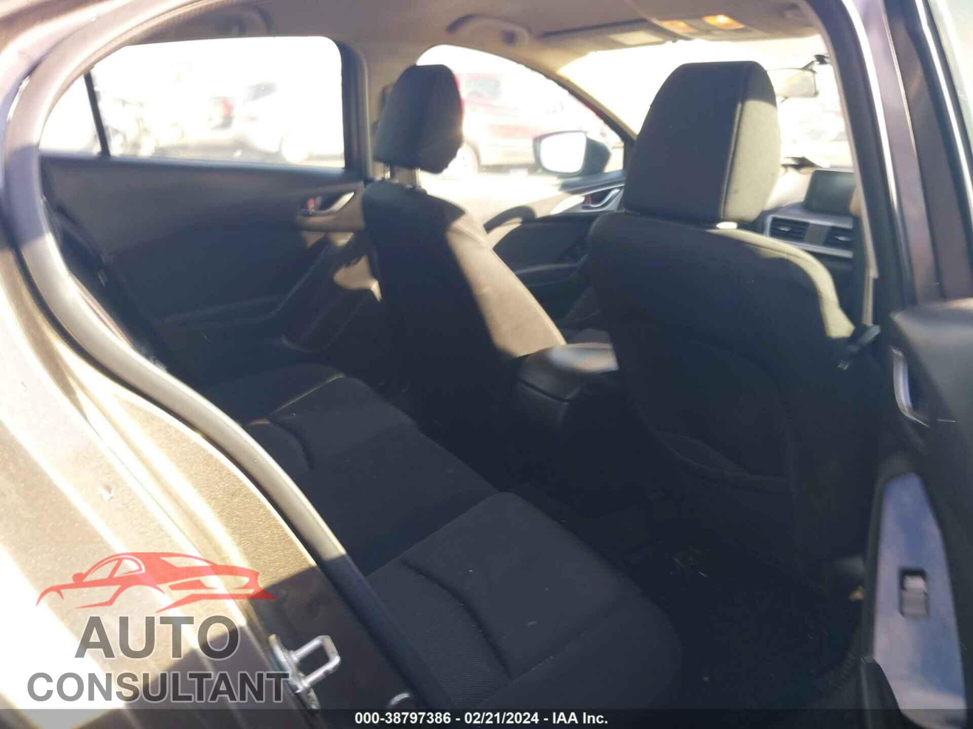 MAZDA 3 2017 - 3MZBN1K71HM100186