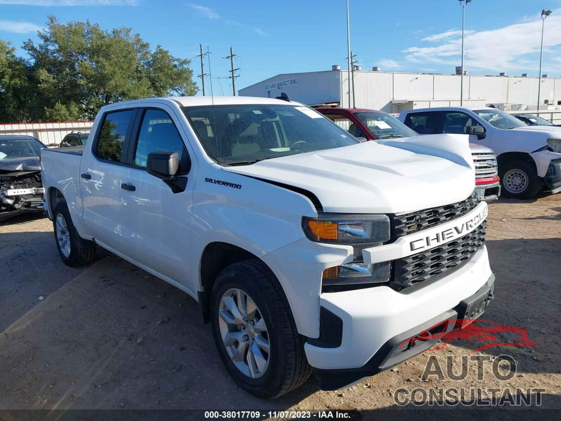 CHEVROLET SILVERADO 1500 2021 - 1GCPWBEH8MZ157557