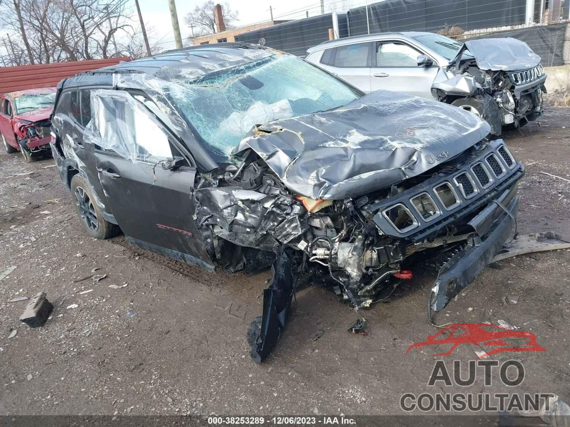 JEEP COMPASS 2019 - 3C4NJDDB9KT771813