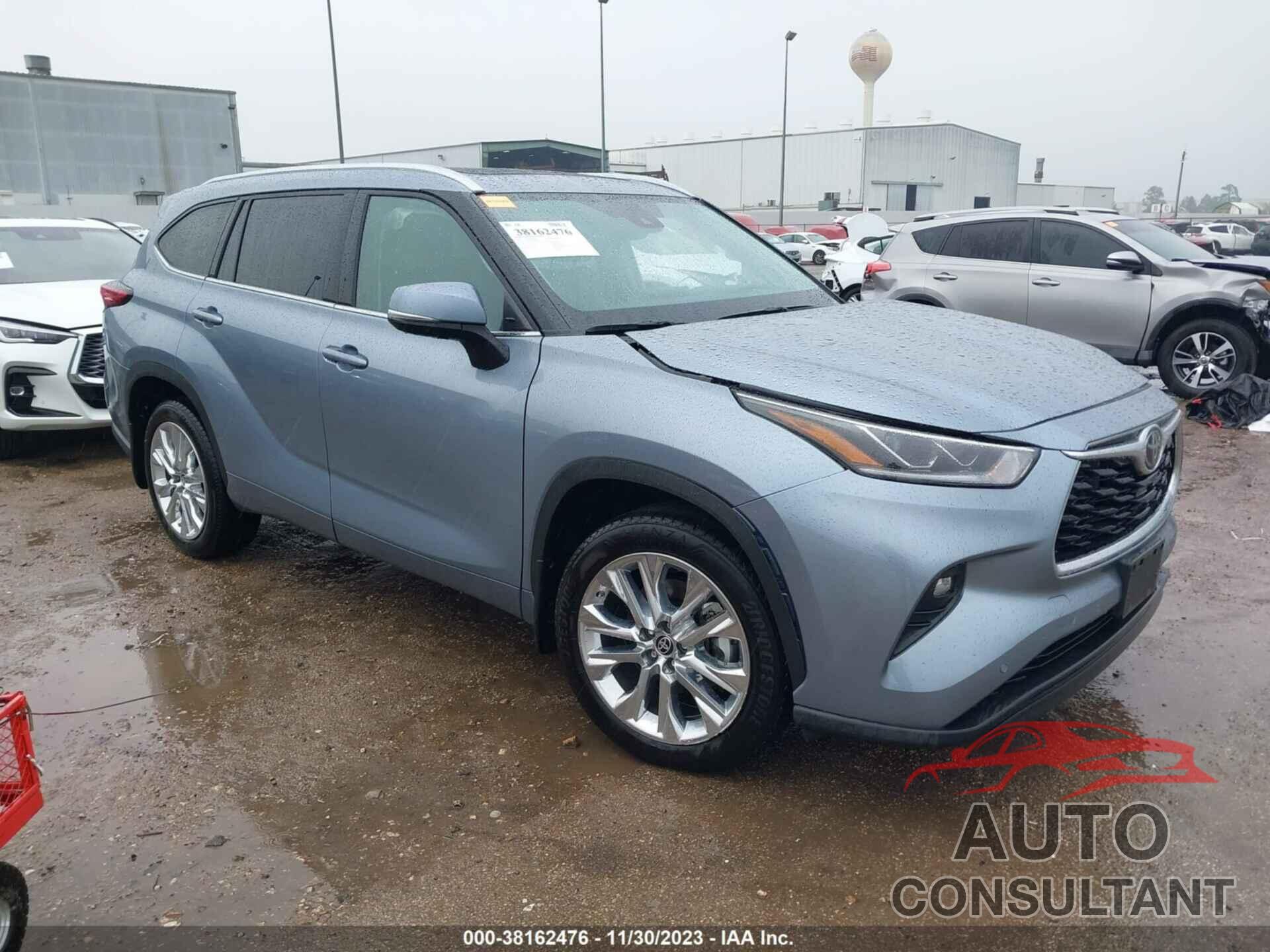 TOYOTA HIGHLANDER 2022 - 5TDYZRAH1NS138944
